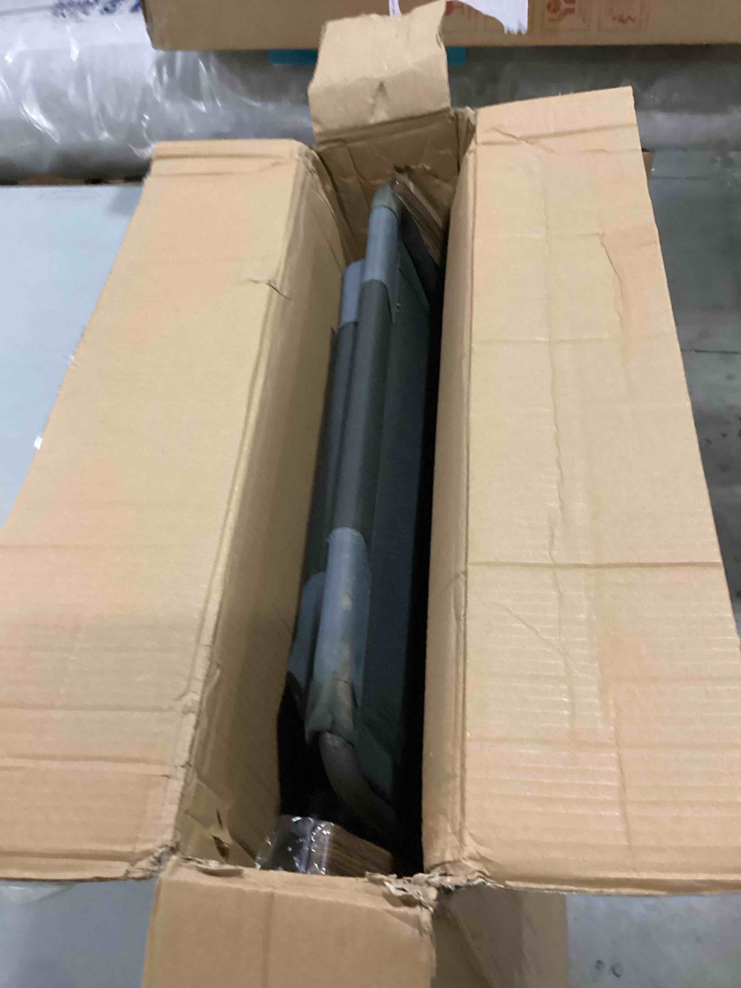https://s3.amazonaws.com/lotting-images-prod/bidfta/BLU5764916_1715873829107.jpeg