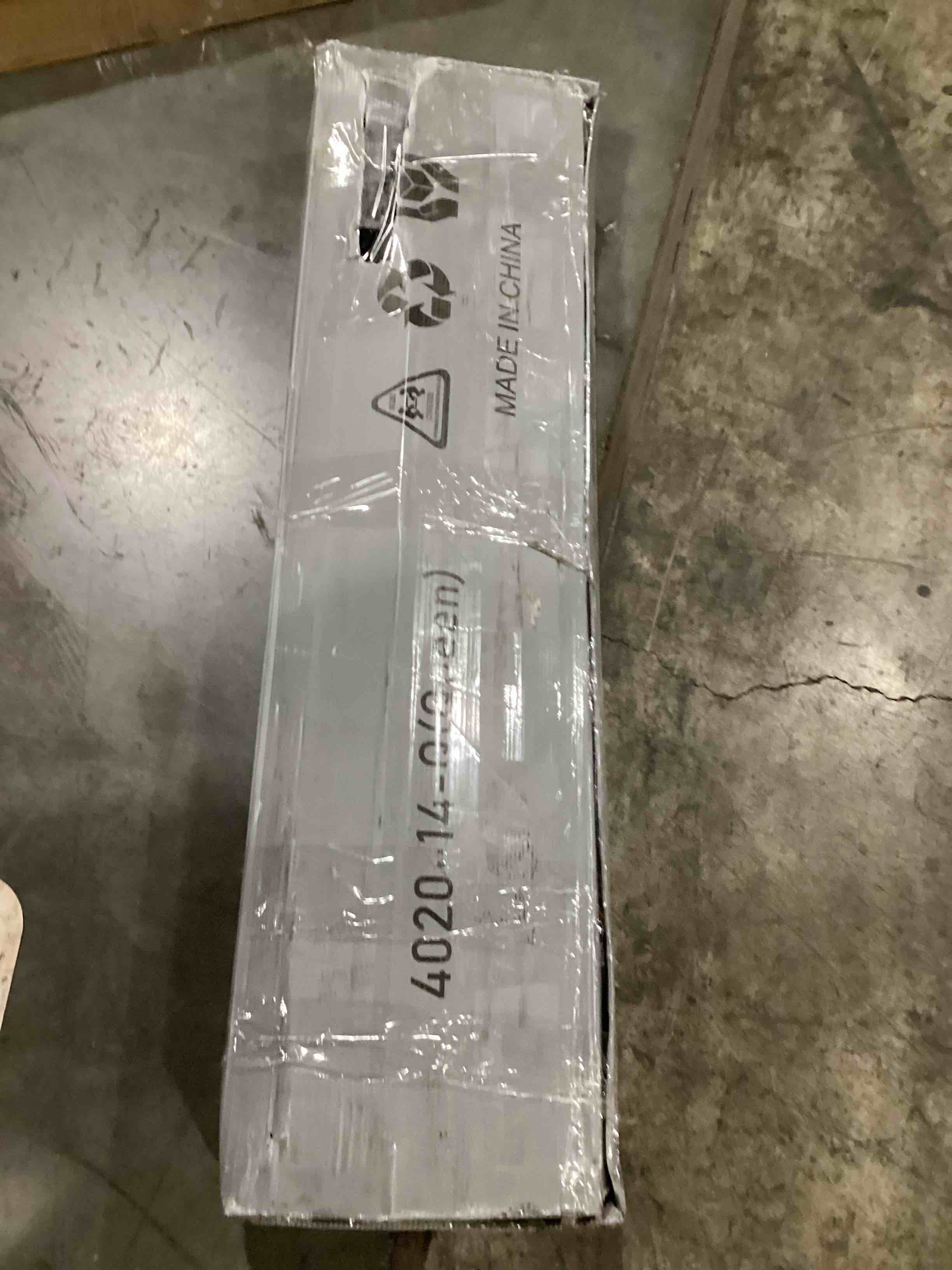 https://s3.amazonaws.com/lotting-images-prod/bidfta/BLU5764977_1709992103414.jpeg