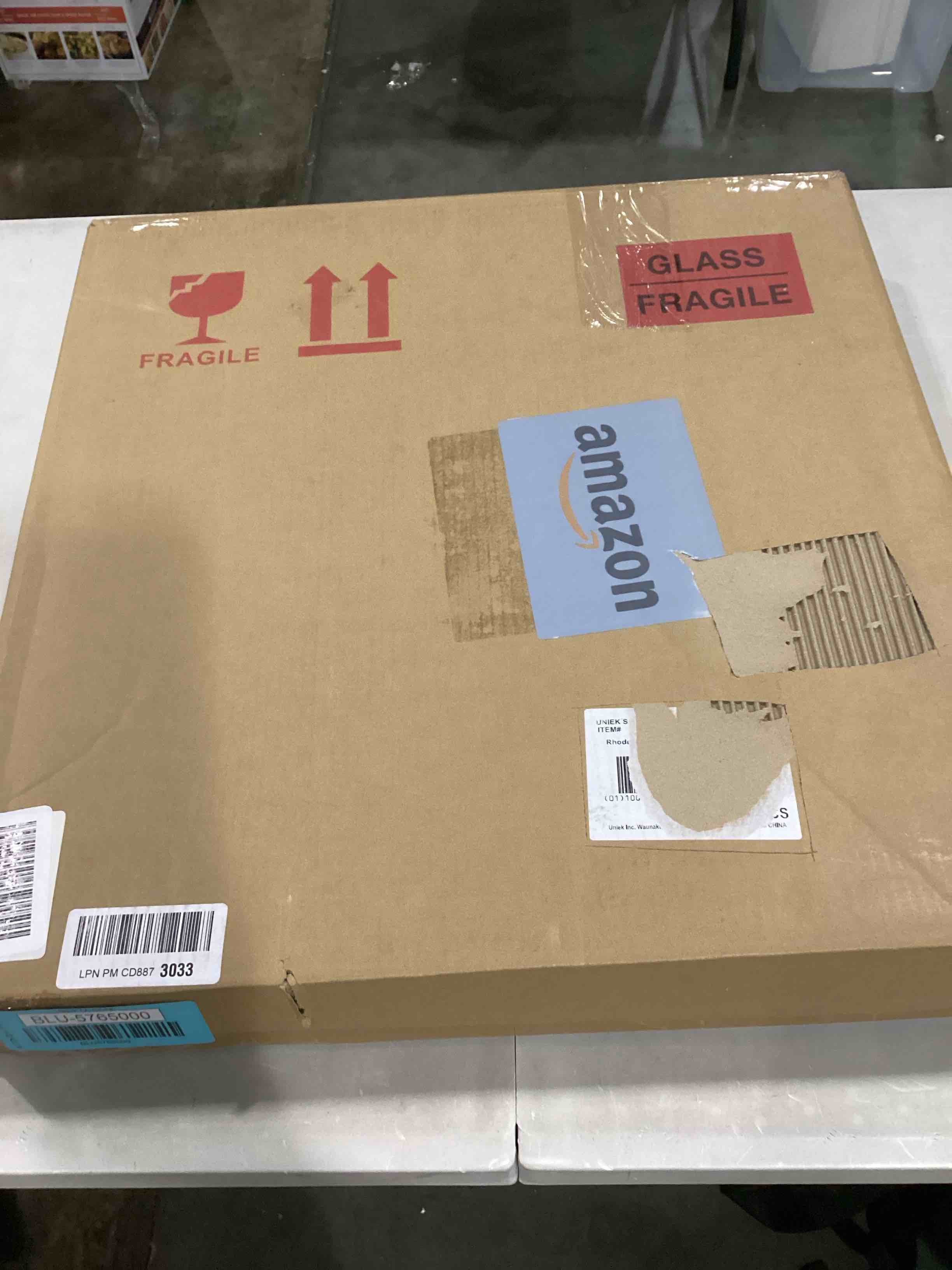 https://s3.amazonaws.com/lotting-images-prod/bidfta/BLU5765000_1710000237135.jpeg