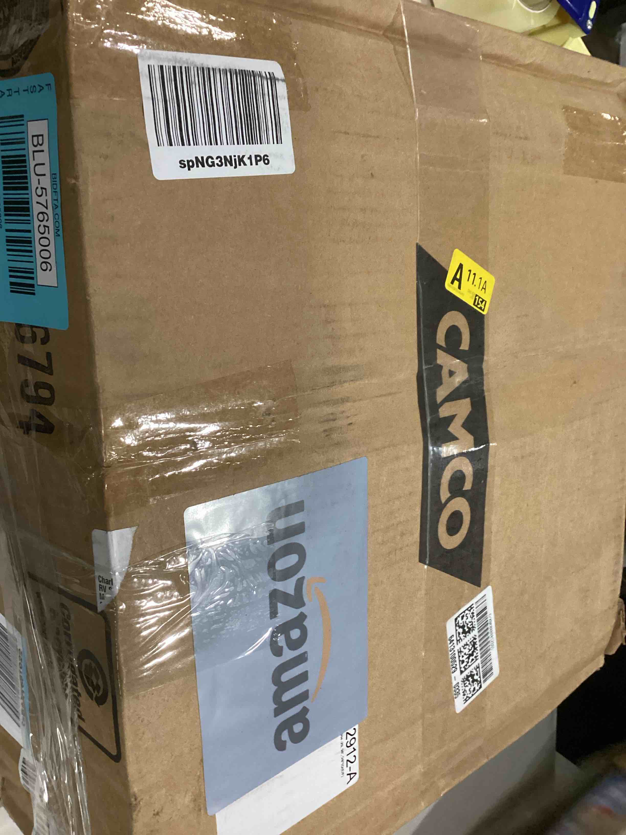https://s3.amazonaws.com/lotting-images-prod/bidfta/BLU5765006_1710001913589.jpeg