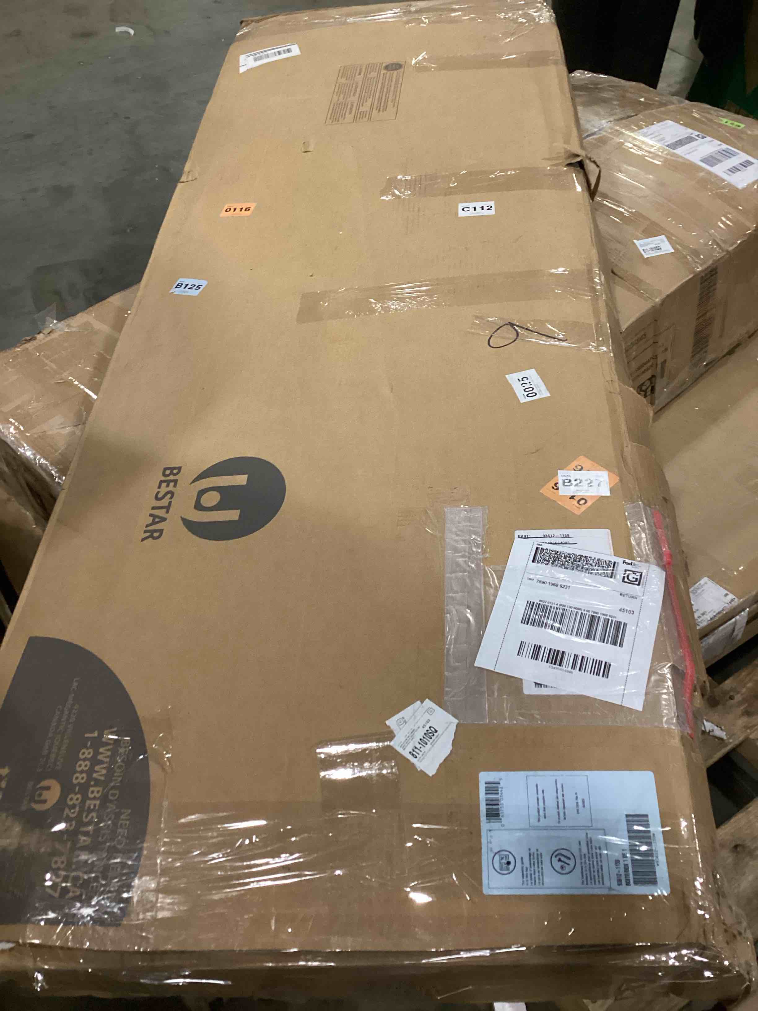 https://s3.amazonaws.com/lotting-images-prod/bidfta/BLU5766138_1712252426812.jpeg