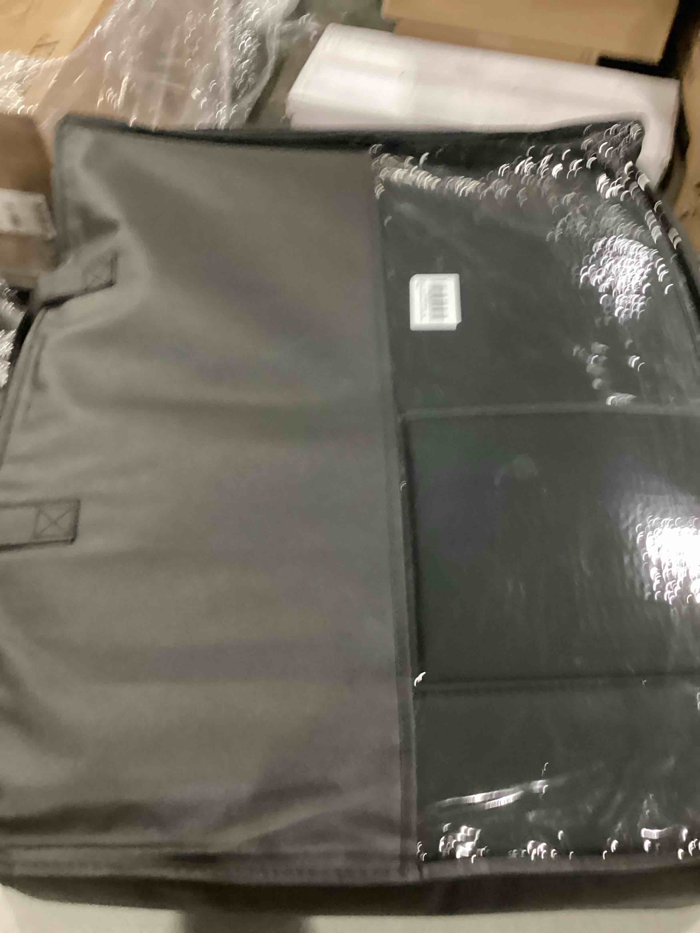 https://s3.amazonaws.com/lotting-images-prod/bidfta/BLU5766995_1714064406230.jpeg