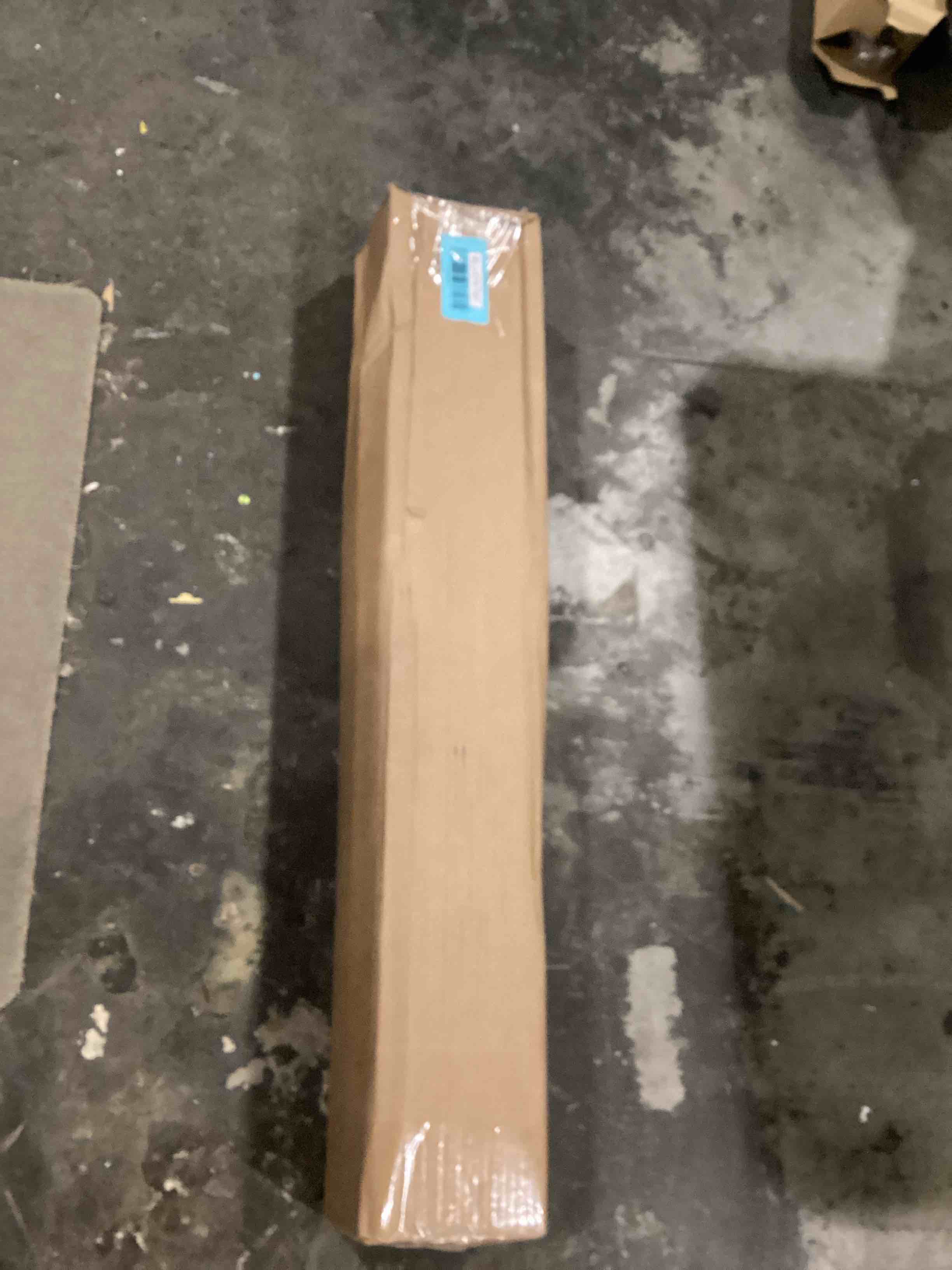 https://s3.amazonaws.com/lotting-images-prod/bidfta/BLU5767001_1714066348725.jpeg