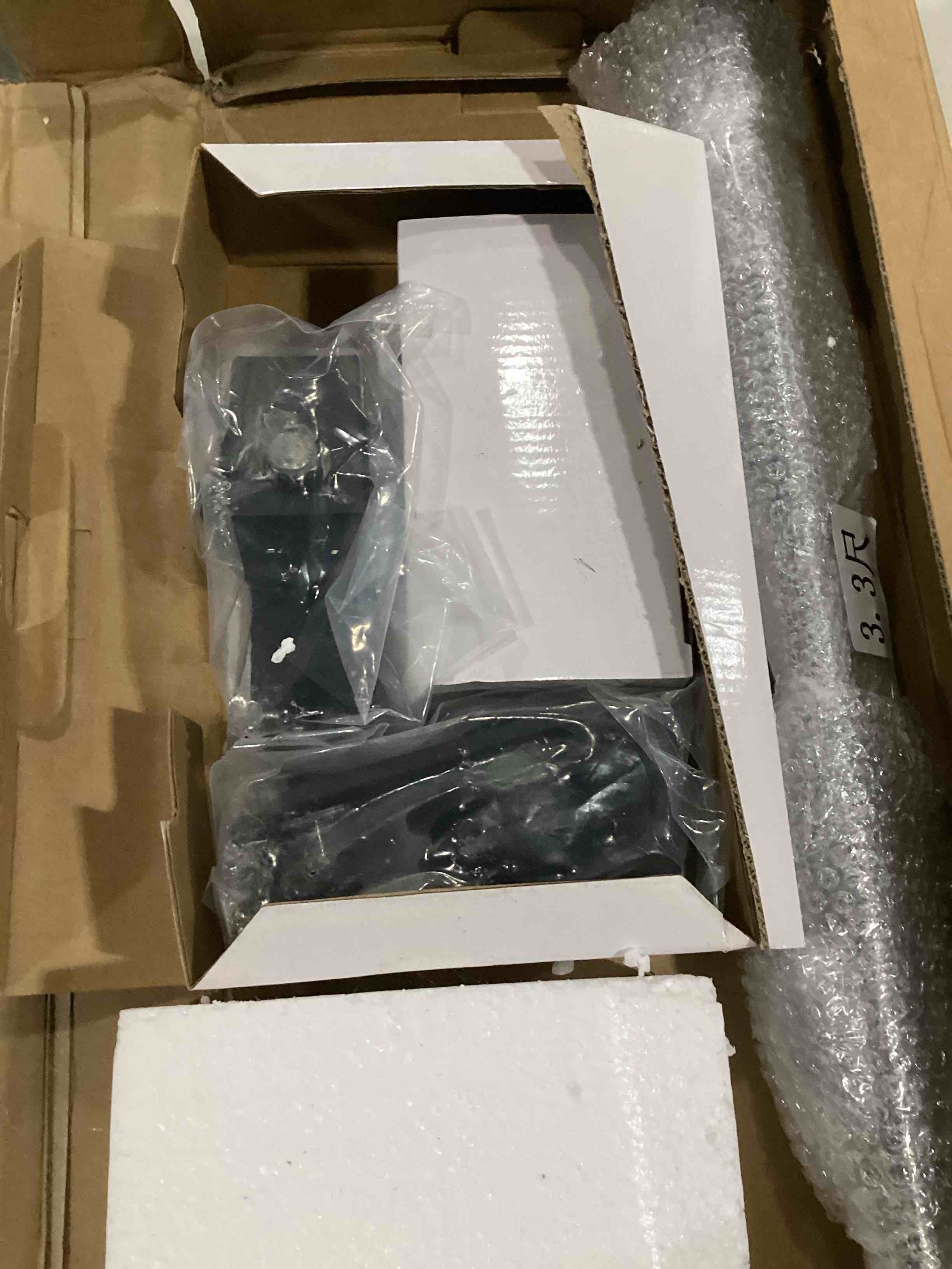 https://s3.amazonaws.com/lotting-images-prod/bidfta/BLU5767011_1714070151808.jpeg