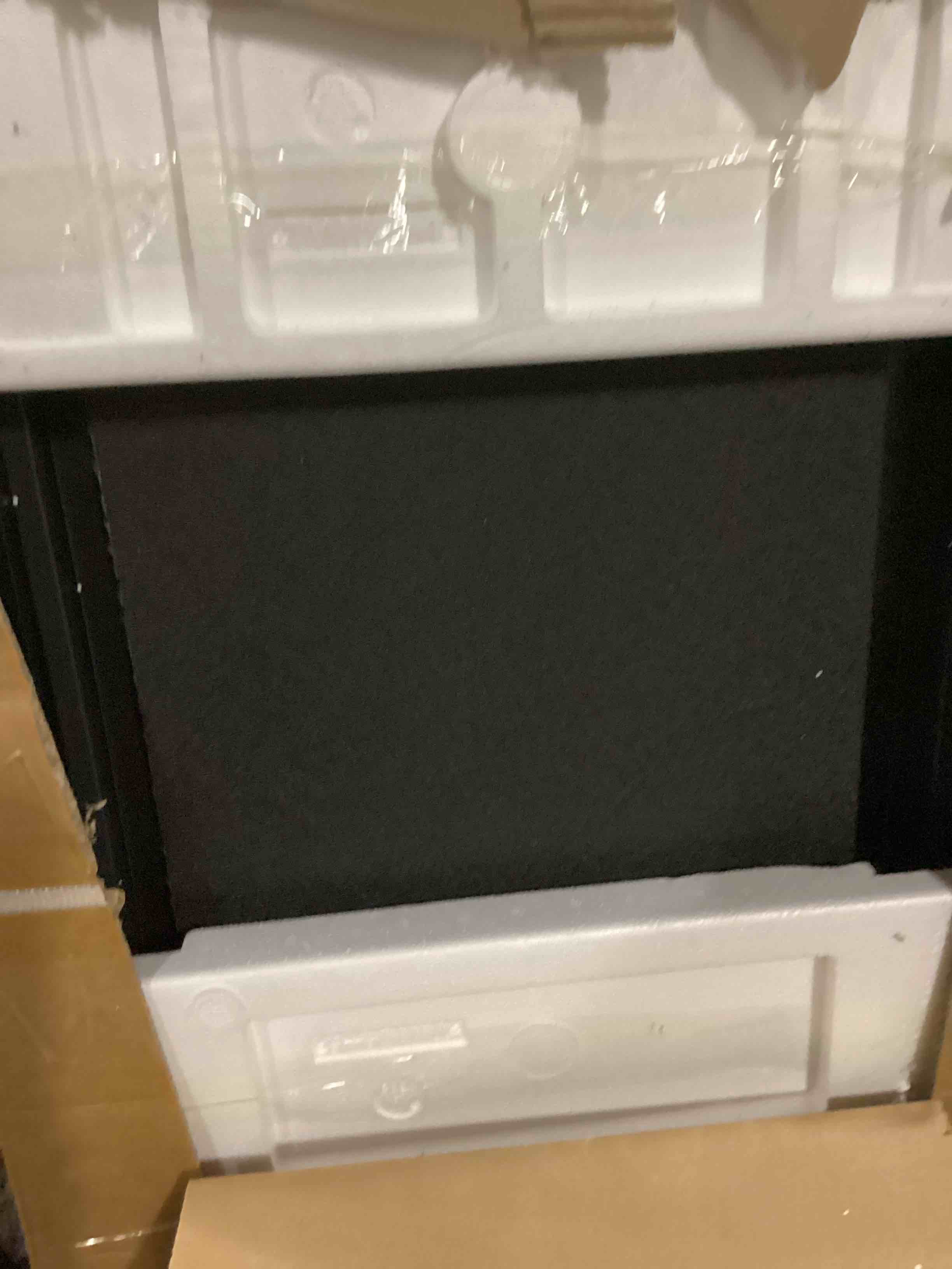 https://s3.amazonaws.com/lotting-images-prod/bidfta/BLU5767230_1714479246271.jpeg