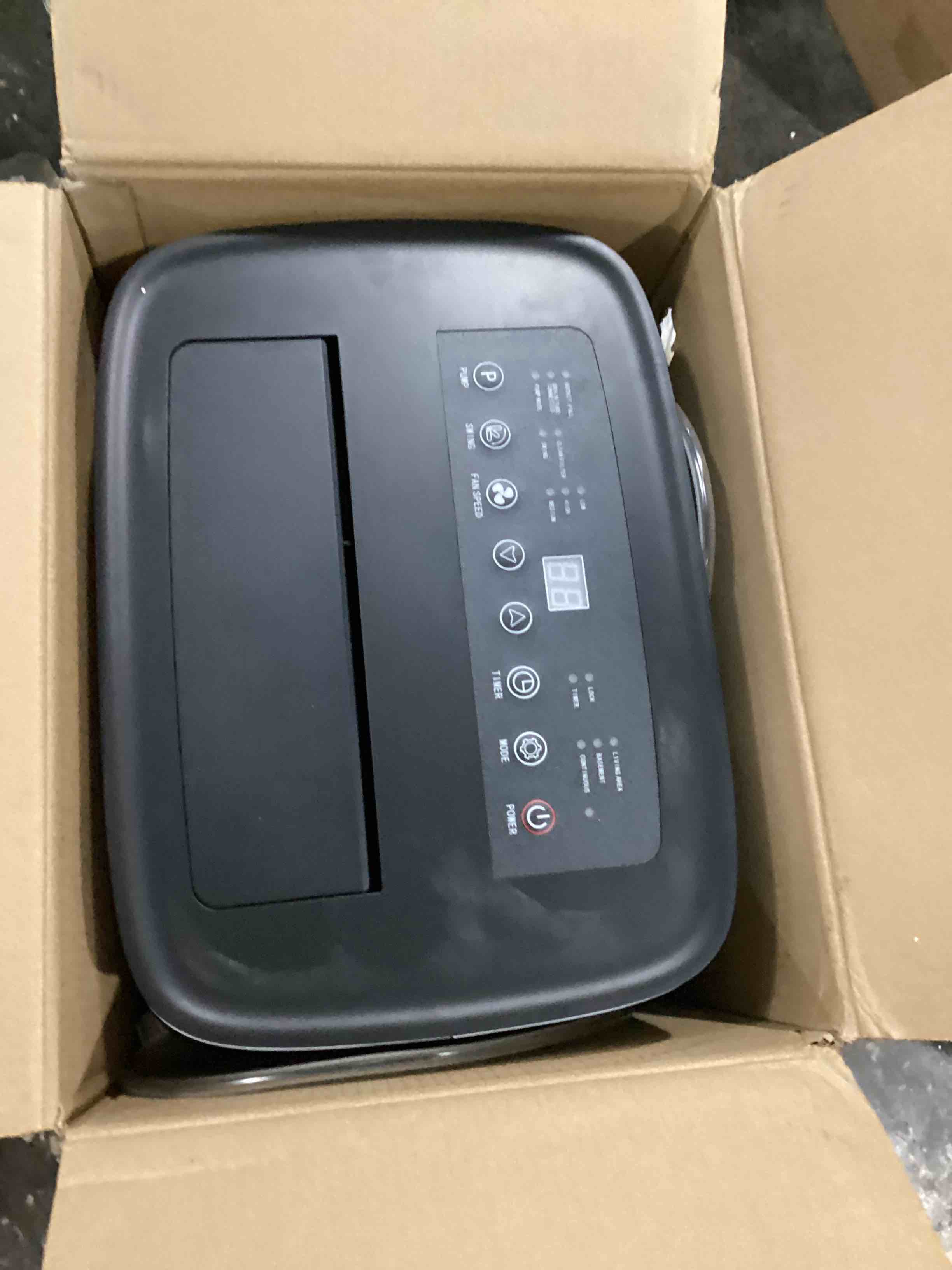 https://s3.amazonaws.com/lotting-images-prod/bidfta/BLU5767533_1715002008010.jpeg