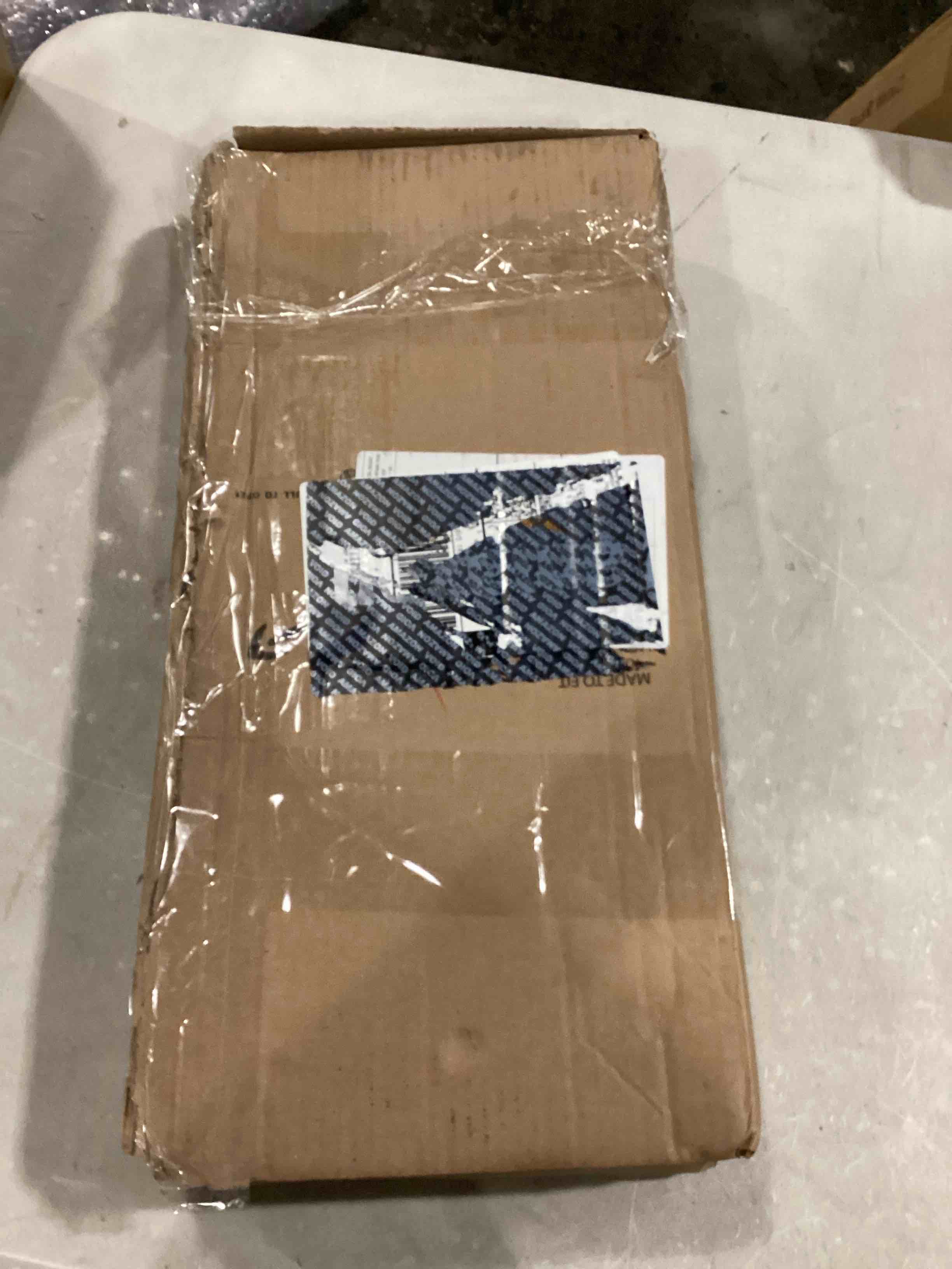https://s3.amazonaws.com/lotting-images-prod/bidfta/BLU5767668_1715094525821.jpeg