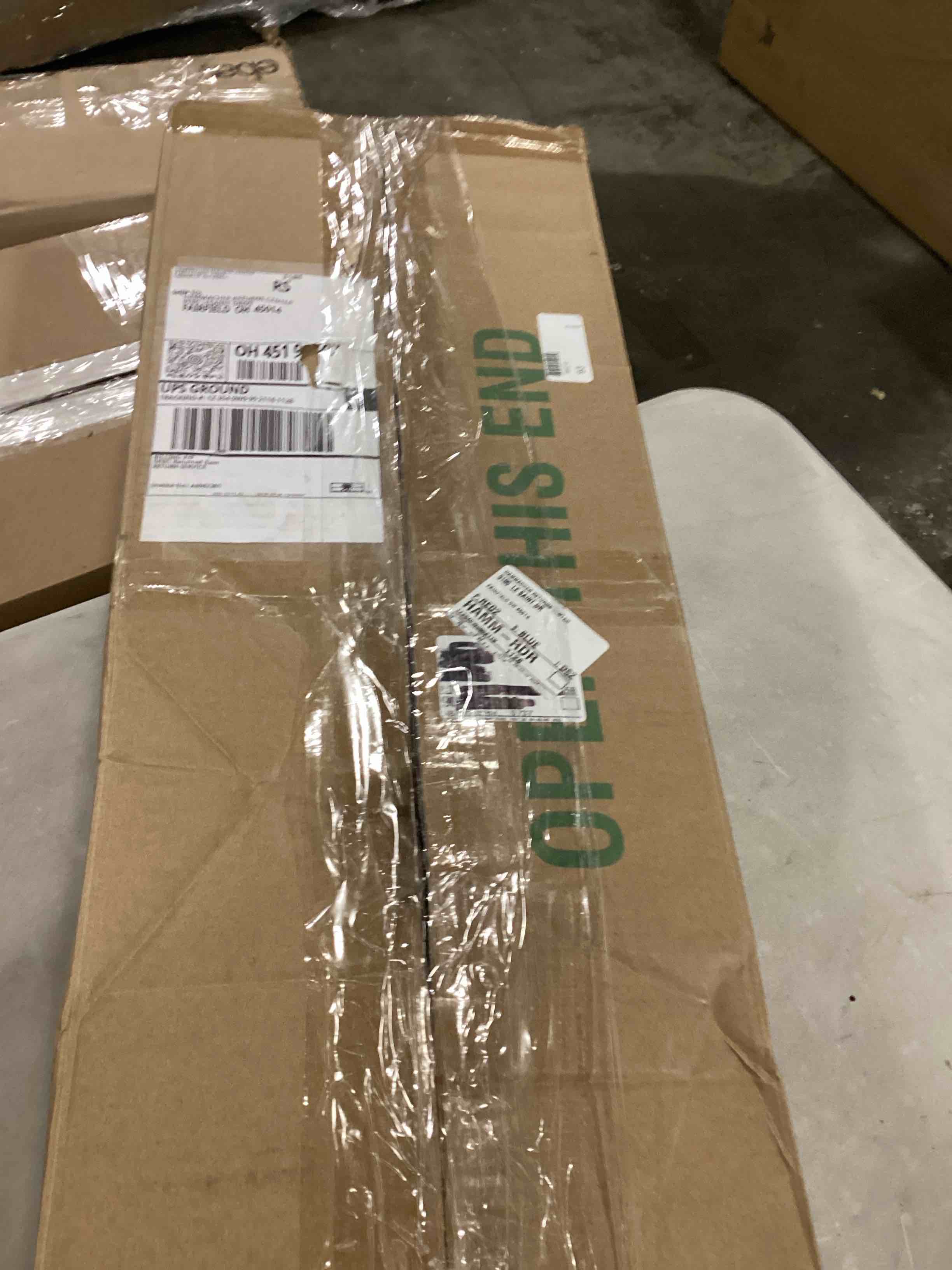 https://s3.amazonaws.com/lotting-images-prod/bidfta/BLU5767844_1715266015475.jpeg