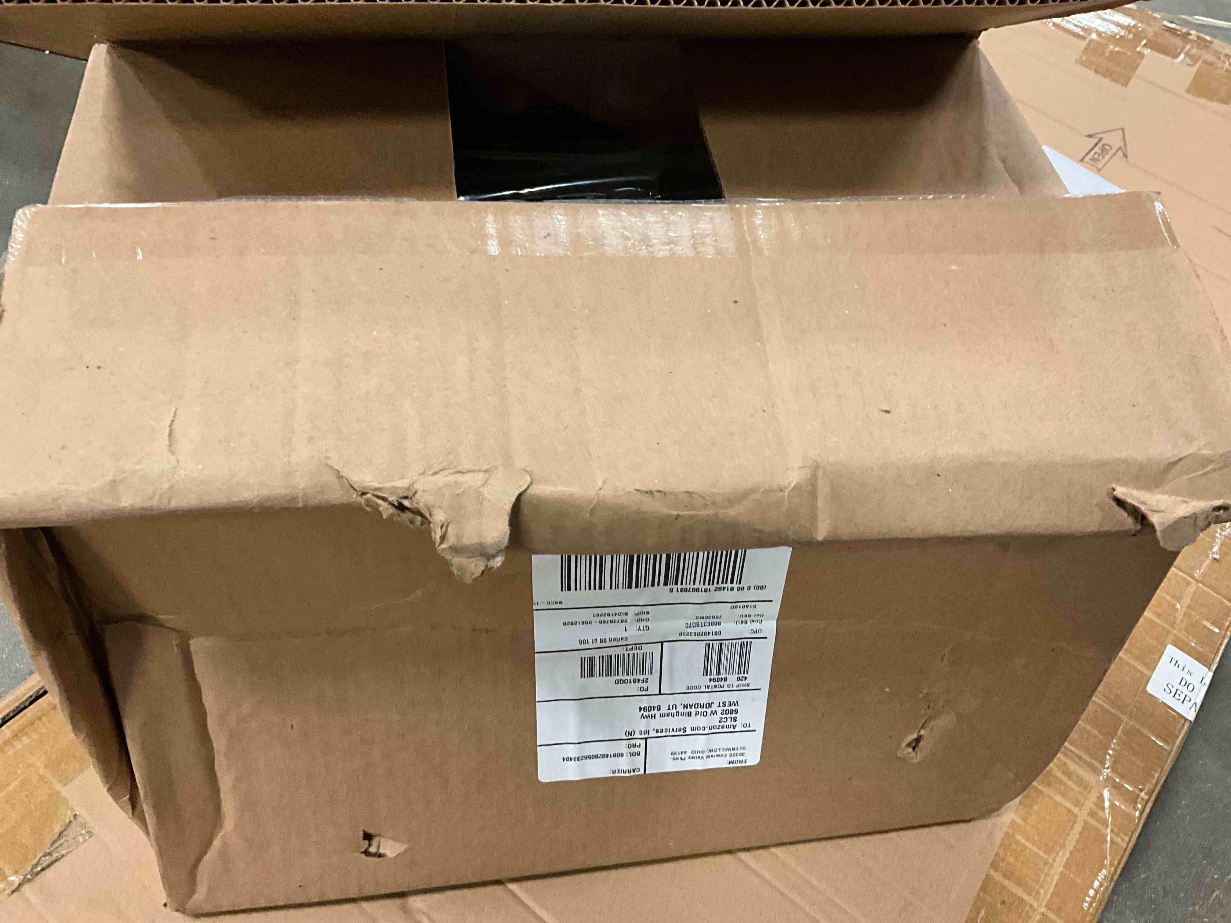 https://s3.amazonaws.com/lotting-images-prod/bidfta/BLU5769102_1724102901126.jpeg