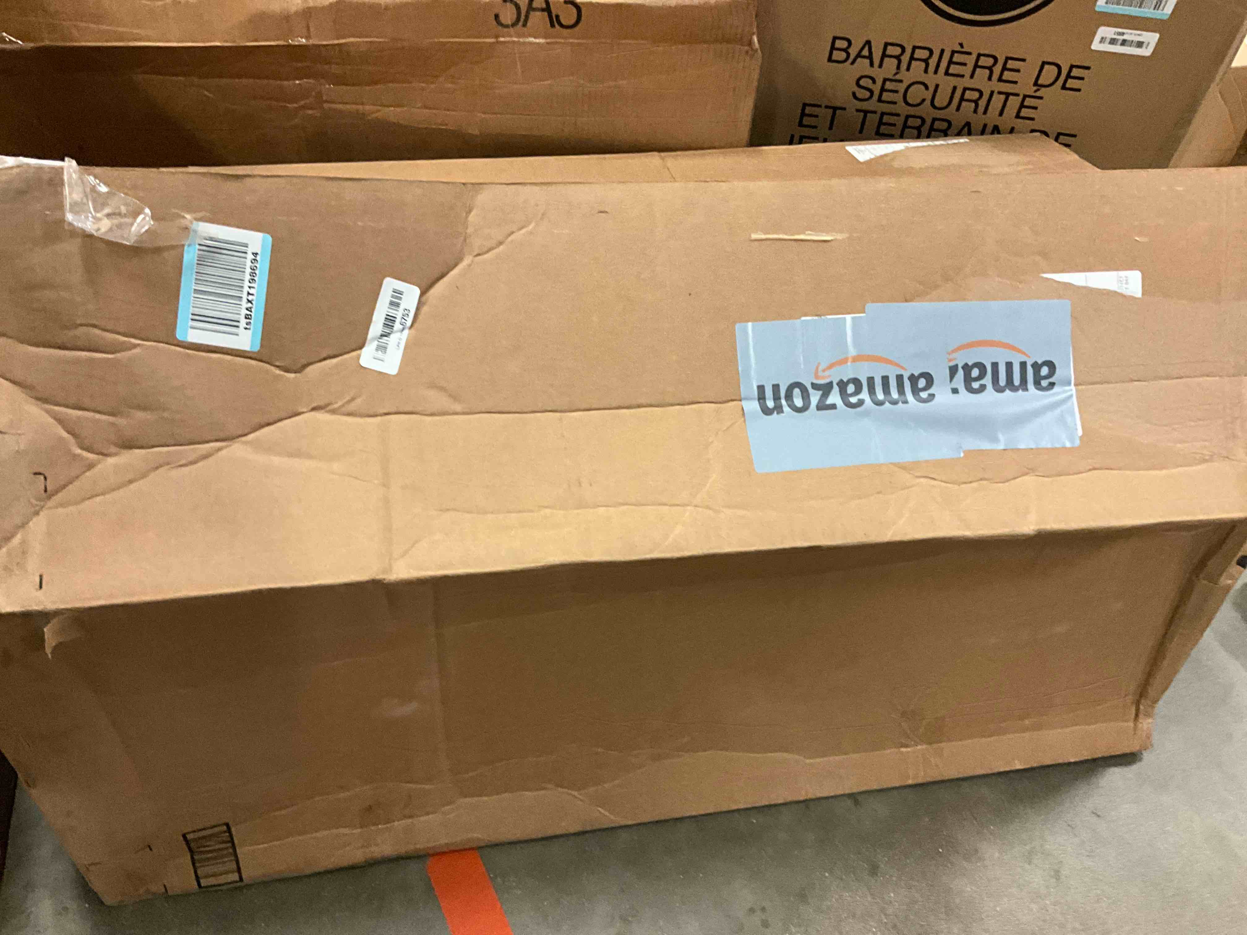 https://s3.amazonaws.com/lotting-images-prod/bidfta/BLU5769104_1724103109823.jpeg
