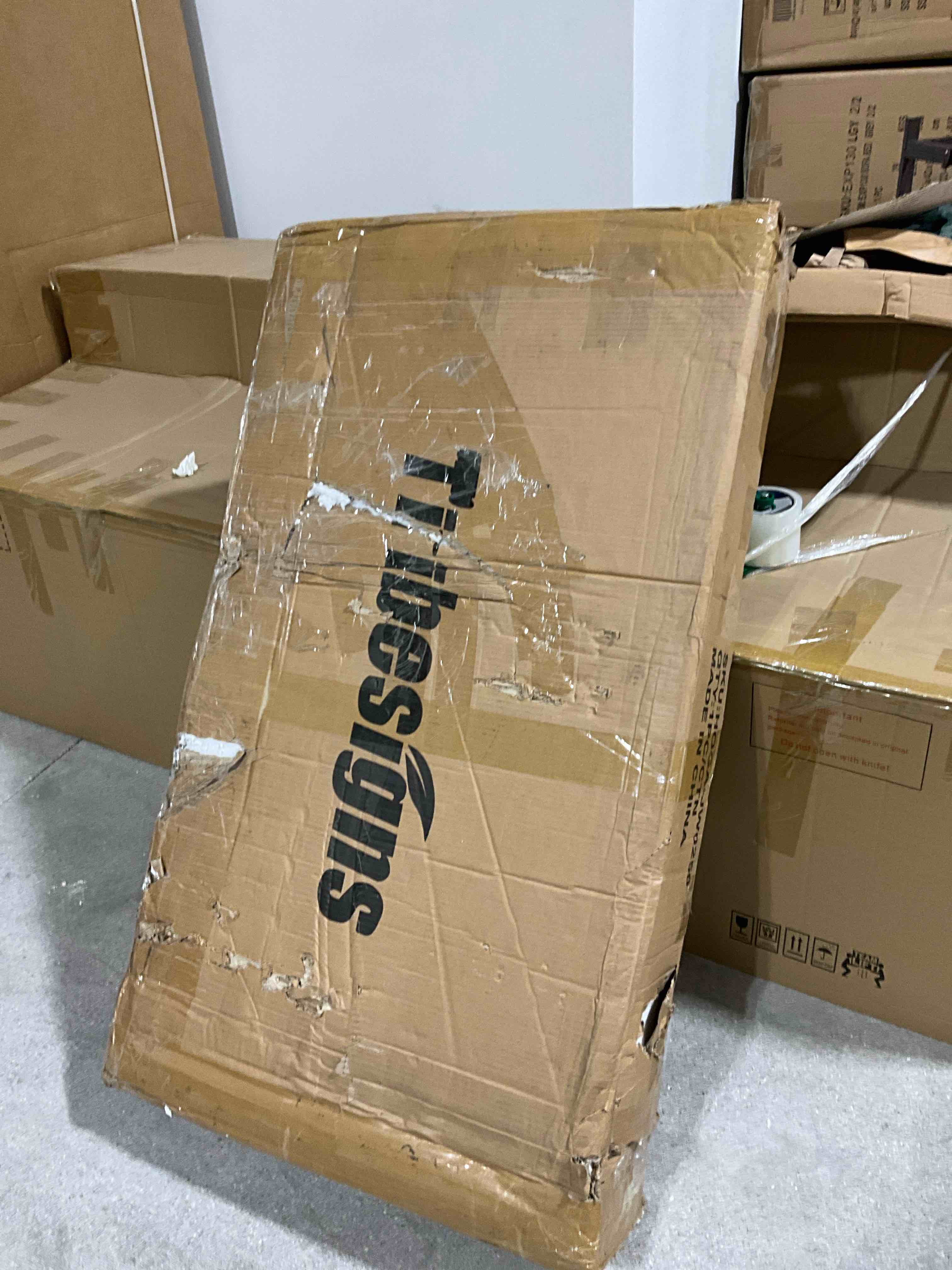 https://s3.amazonaws.com/lotting-images-prod/bidfta/BLU5771915_1720466641915.jpeg