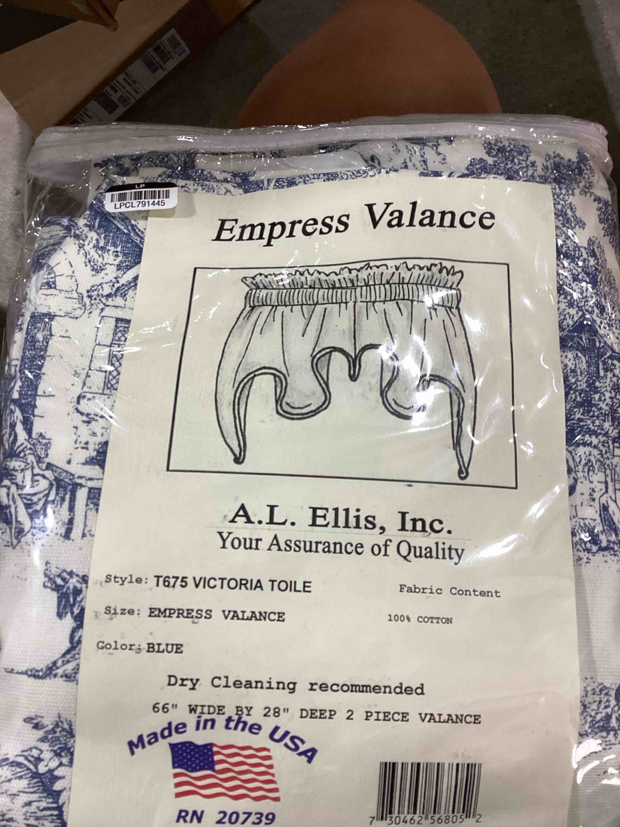 https://s3.amazonaws.com/lotting-images-prod/bidfta/BLU5773015_1725041250472.jpeg