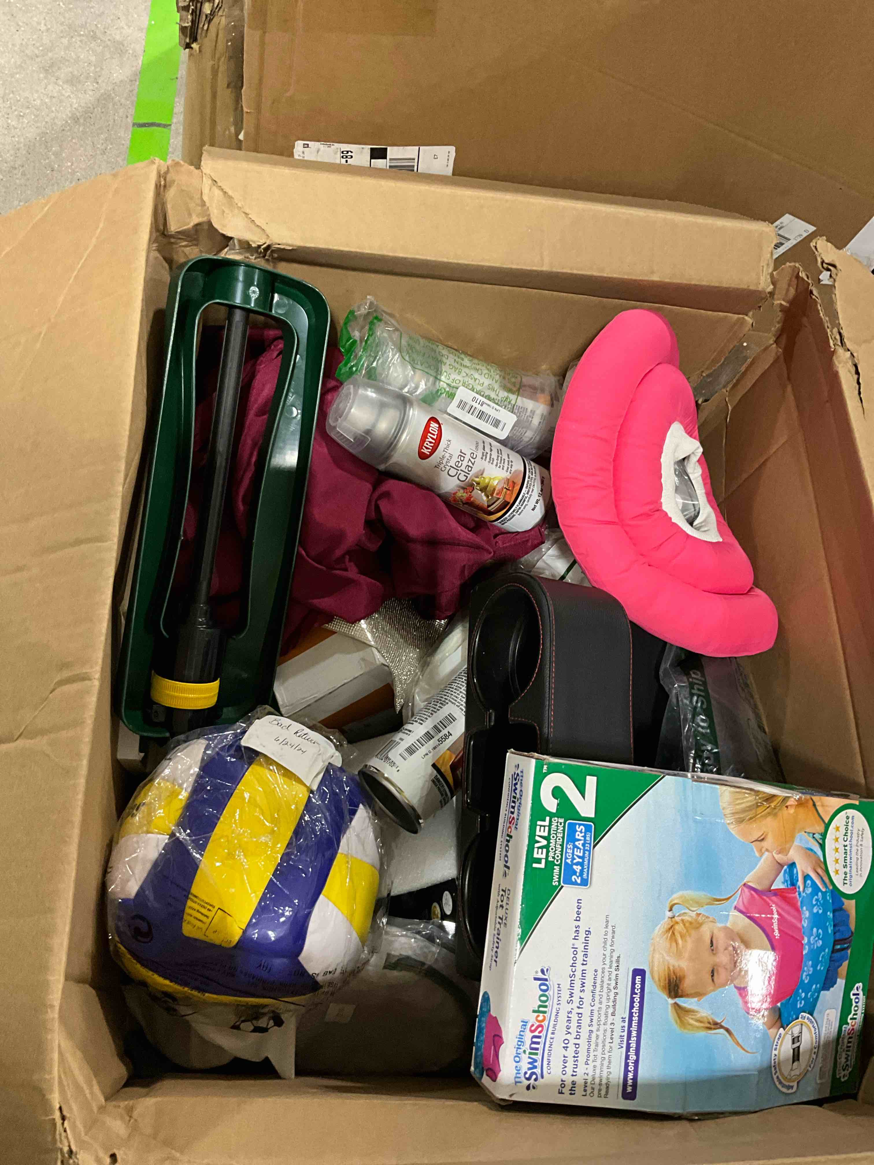 https://s3.amazonaws.com/lotting-images-prod/bidfta/BLU5774444_1722973922268.jpeg