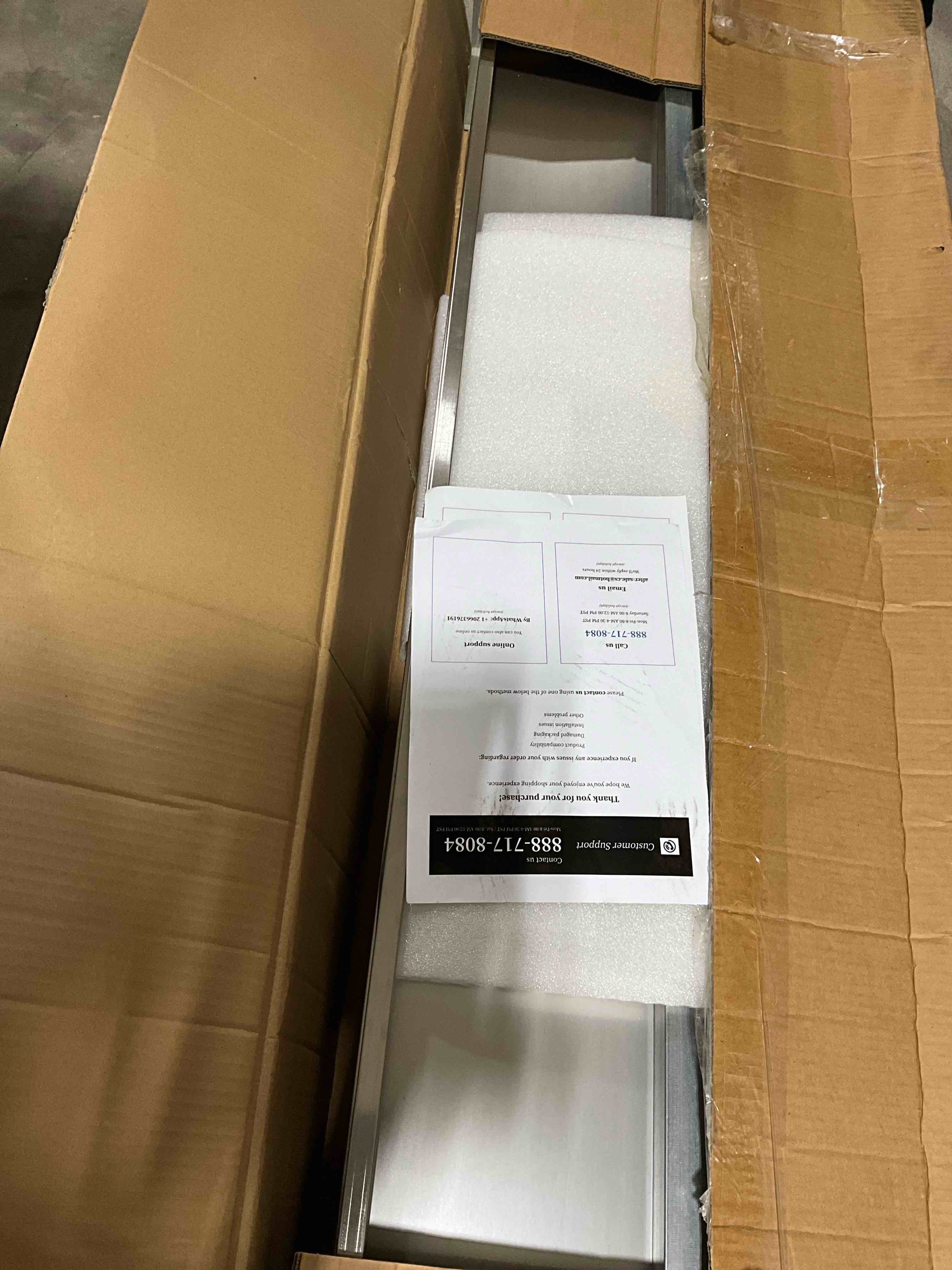 https://s3.amazonaws.com/lotting-images-prod/bidfta/BLU5775339_1723744085335.jpeg