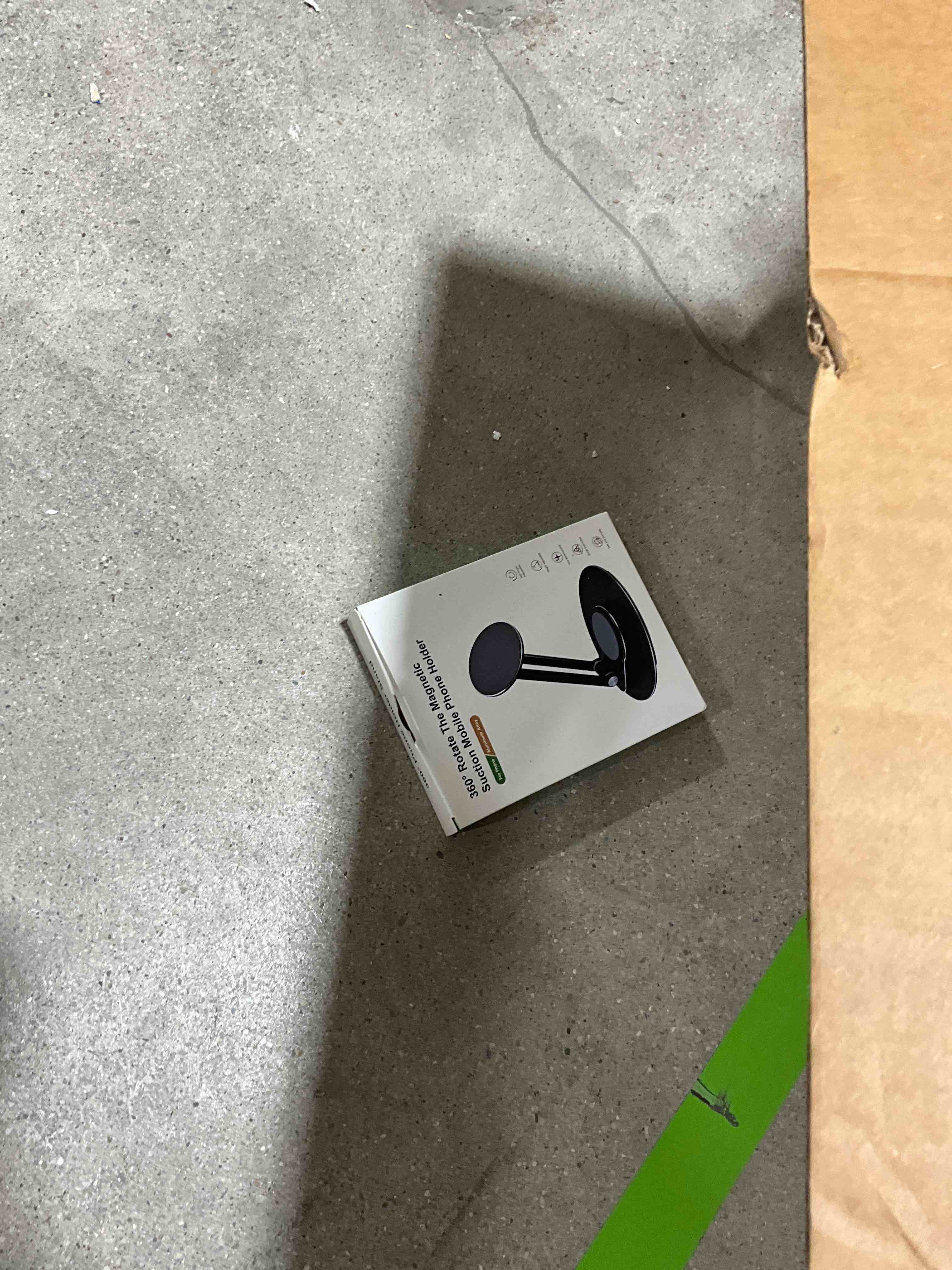 https://s3.amazonaws.com/lotting-images-prod/bidfta/BLU5778130_1720616511107.jpeg
