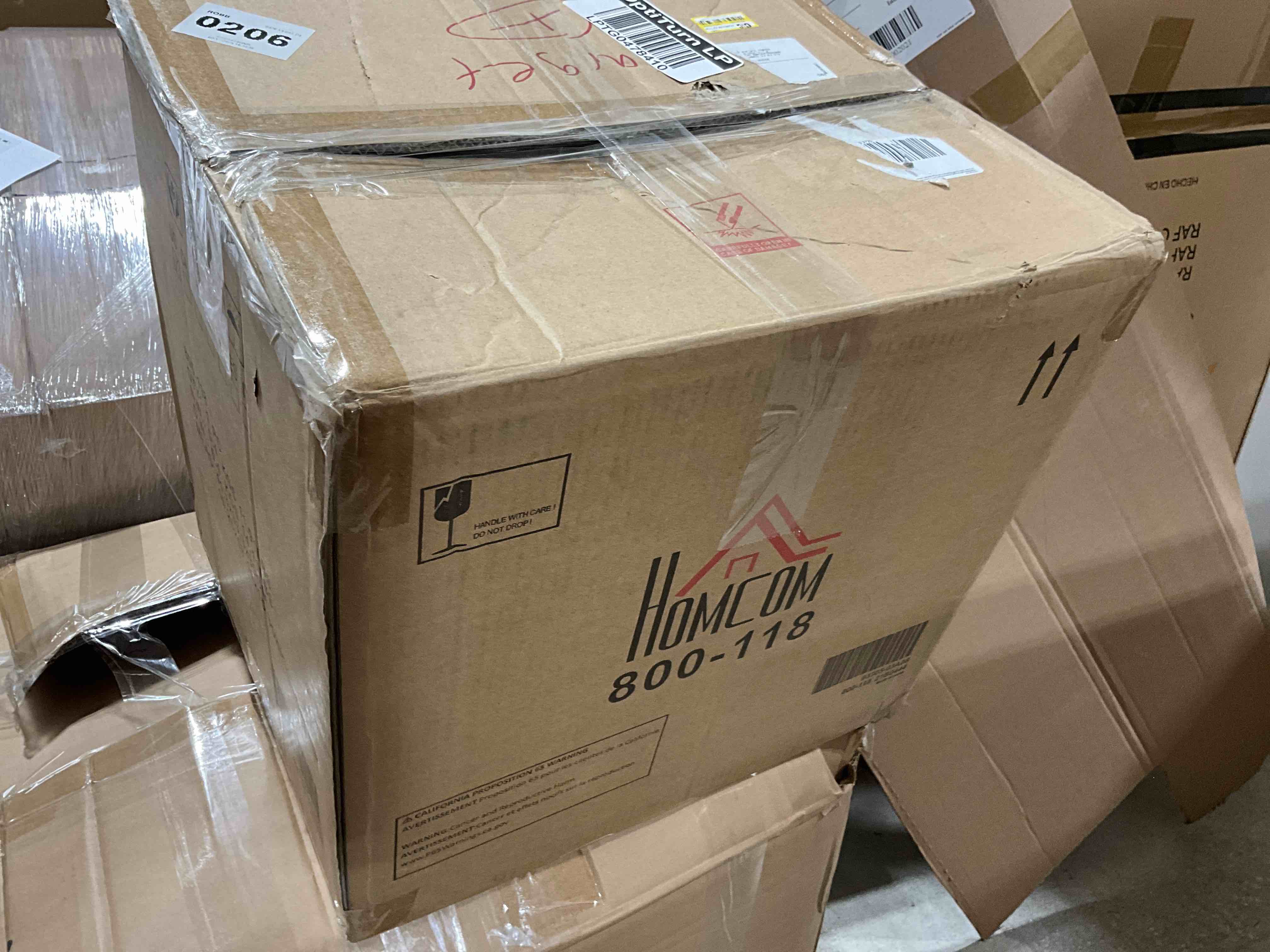 https://s3.amazonaws.com/lotting-images-prod/bidfta/BLU5779500_1722271919547.jpeg