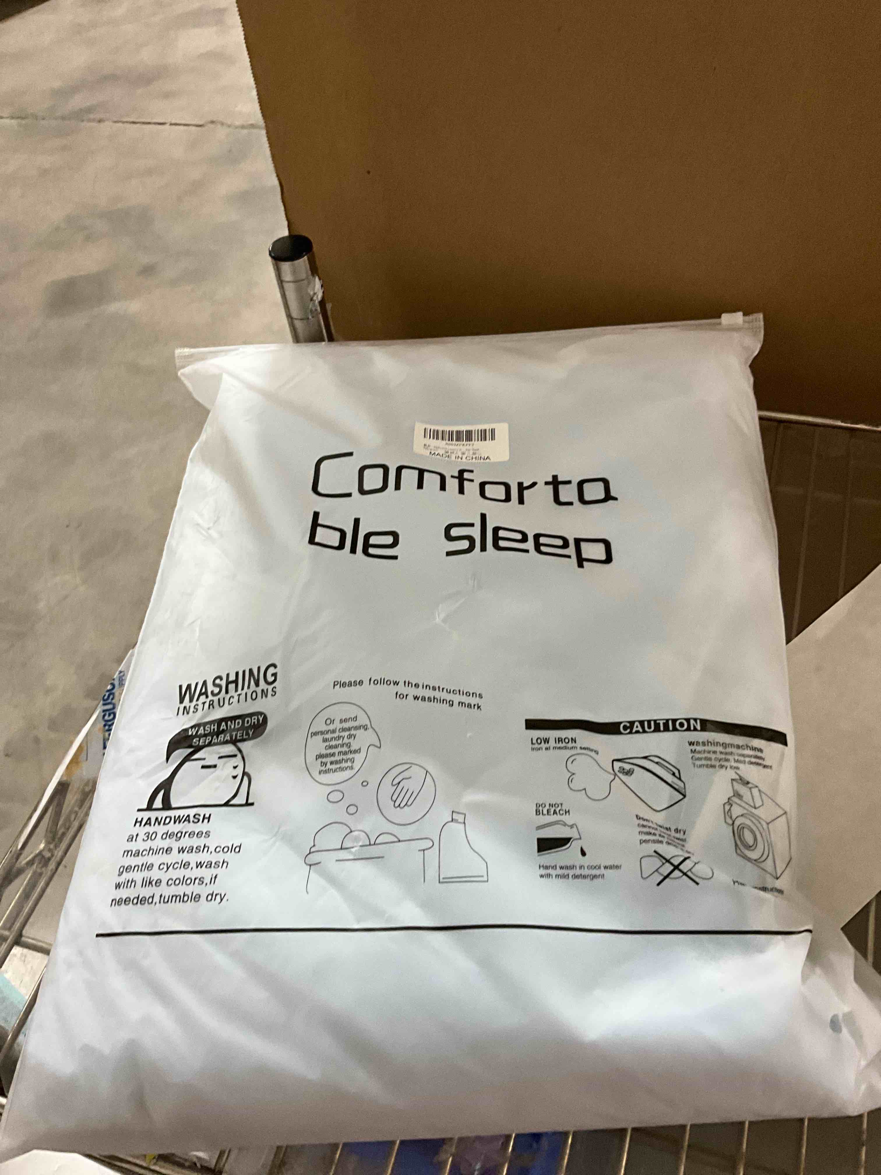 https://s3.amazonaws.com/lotting-images-prod/bidfta/BLU5779520_1722275786432.jpeg