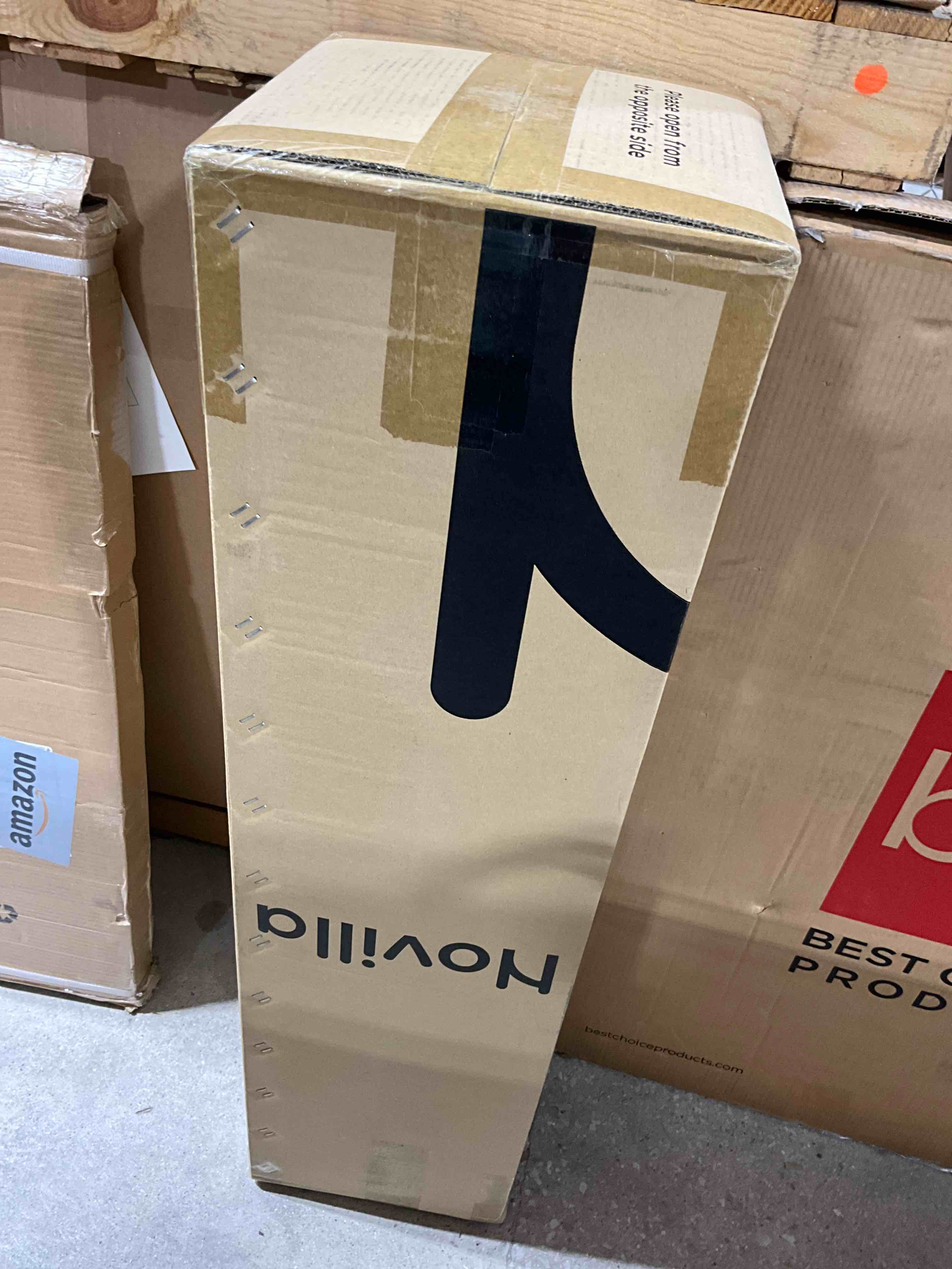 https://s3.amazonaws.com/lotting-images-prod/bidfta/BLU5779554_1722283717817.jpeg