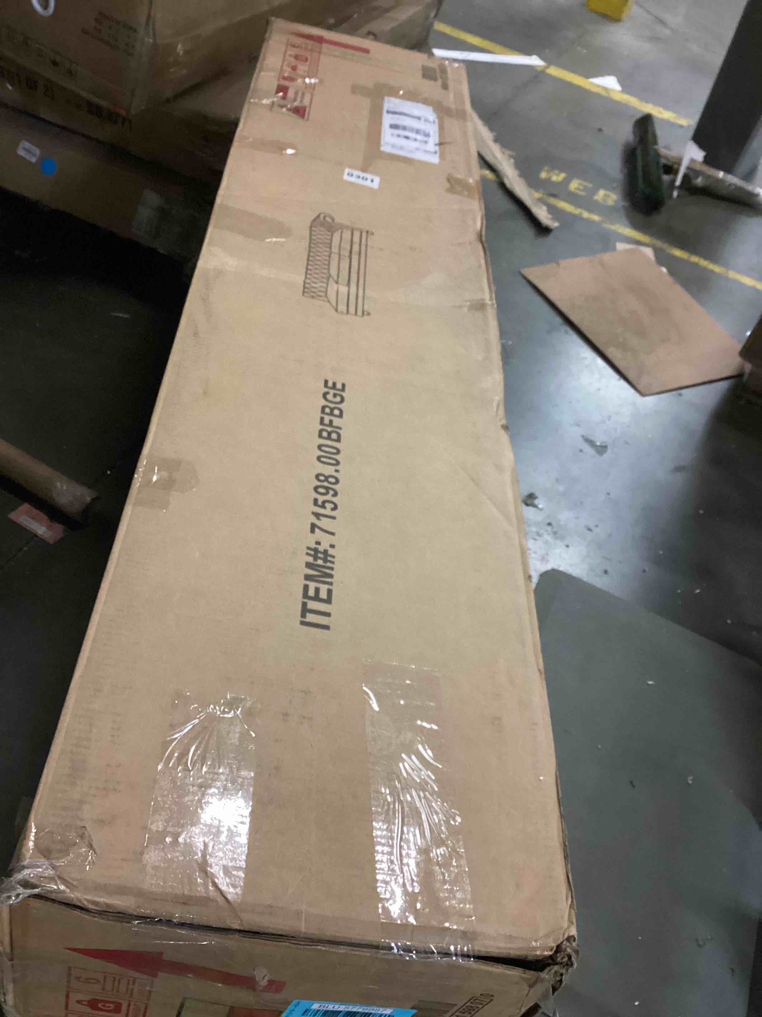 https://s3.amazonaws.com/lotting-images-prod/bidfta/BLU5779987_1708452266222.jpeg