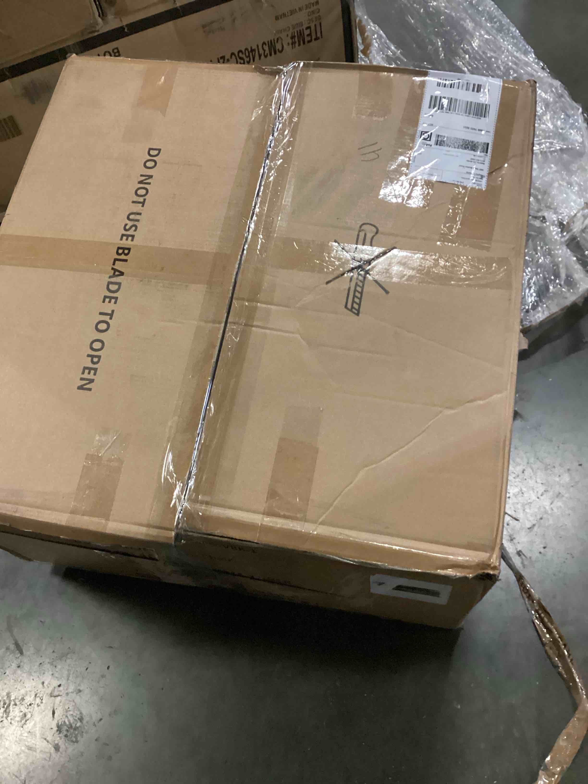 https://s3.amazonaws.com/lotting-images-prod/bidfta/BLU5780569_1709225288059.jpeg