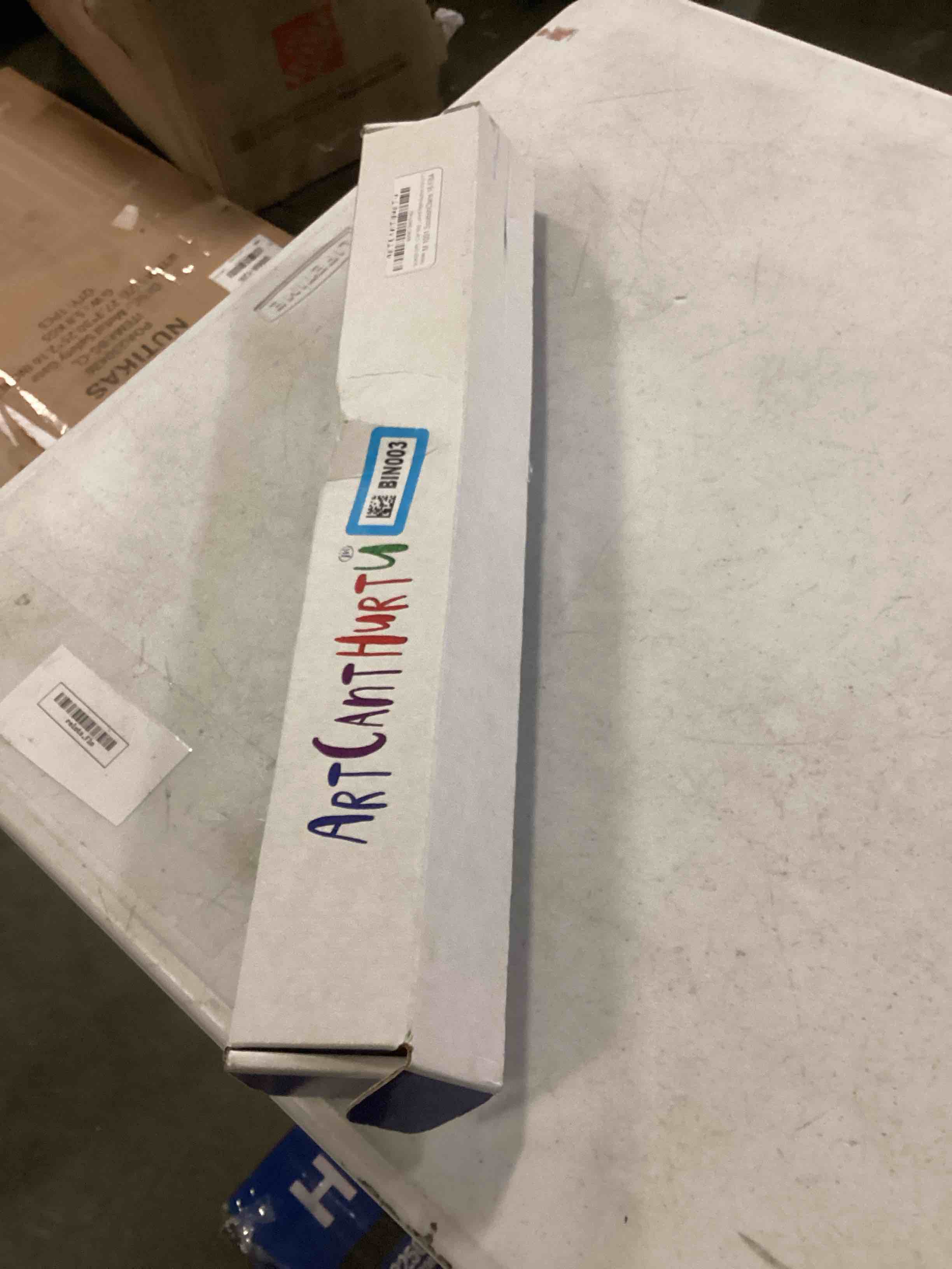 https://s3.amazonaws.com/lotting-images-prod/bidfta/BLU5780907_1709583623675.jpeg