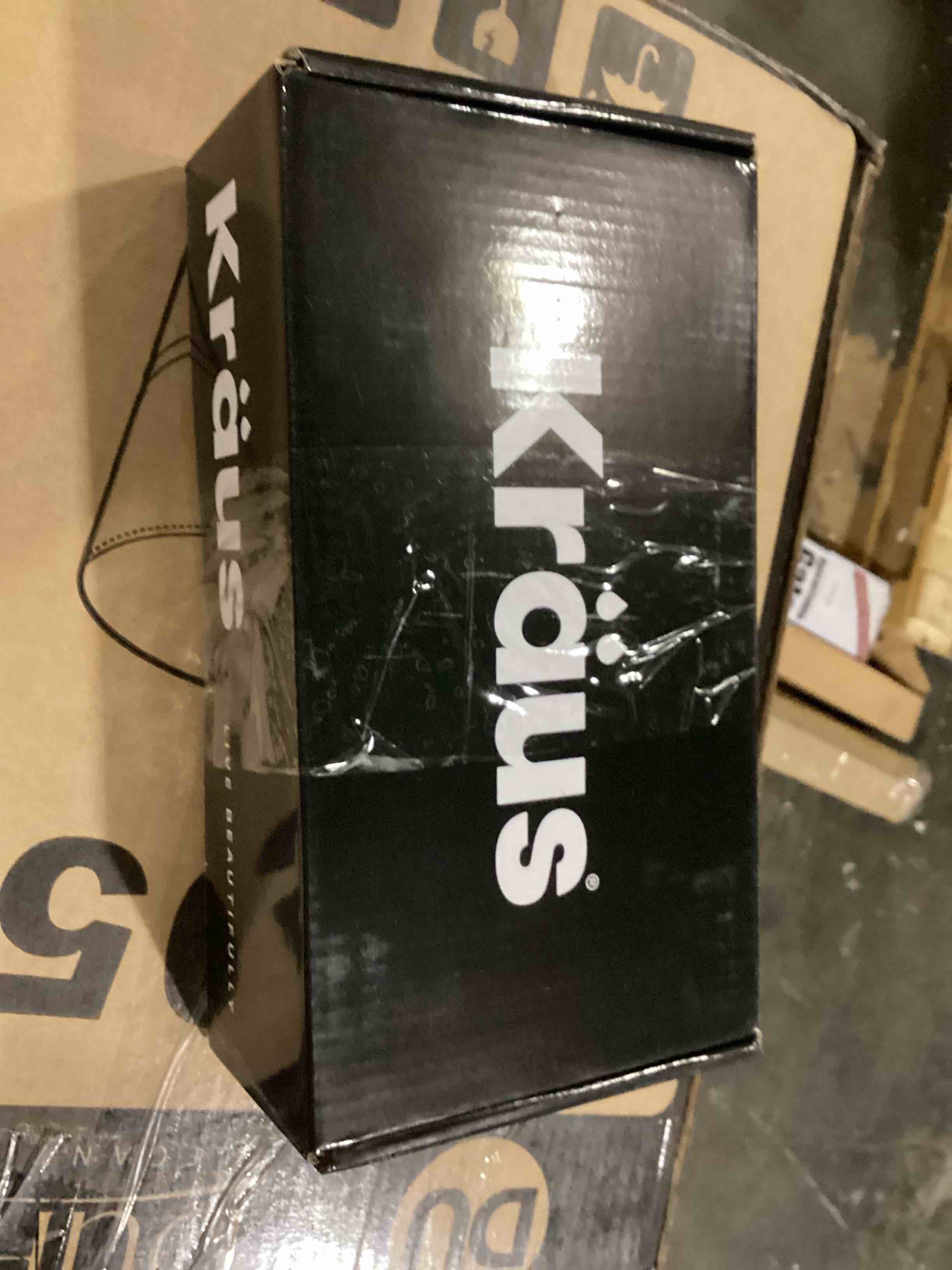 https://s3.amazonaws.com/lotting-images-prod/bidfta/BLU5781835_1707927440013.jpeg