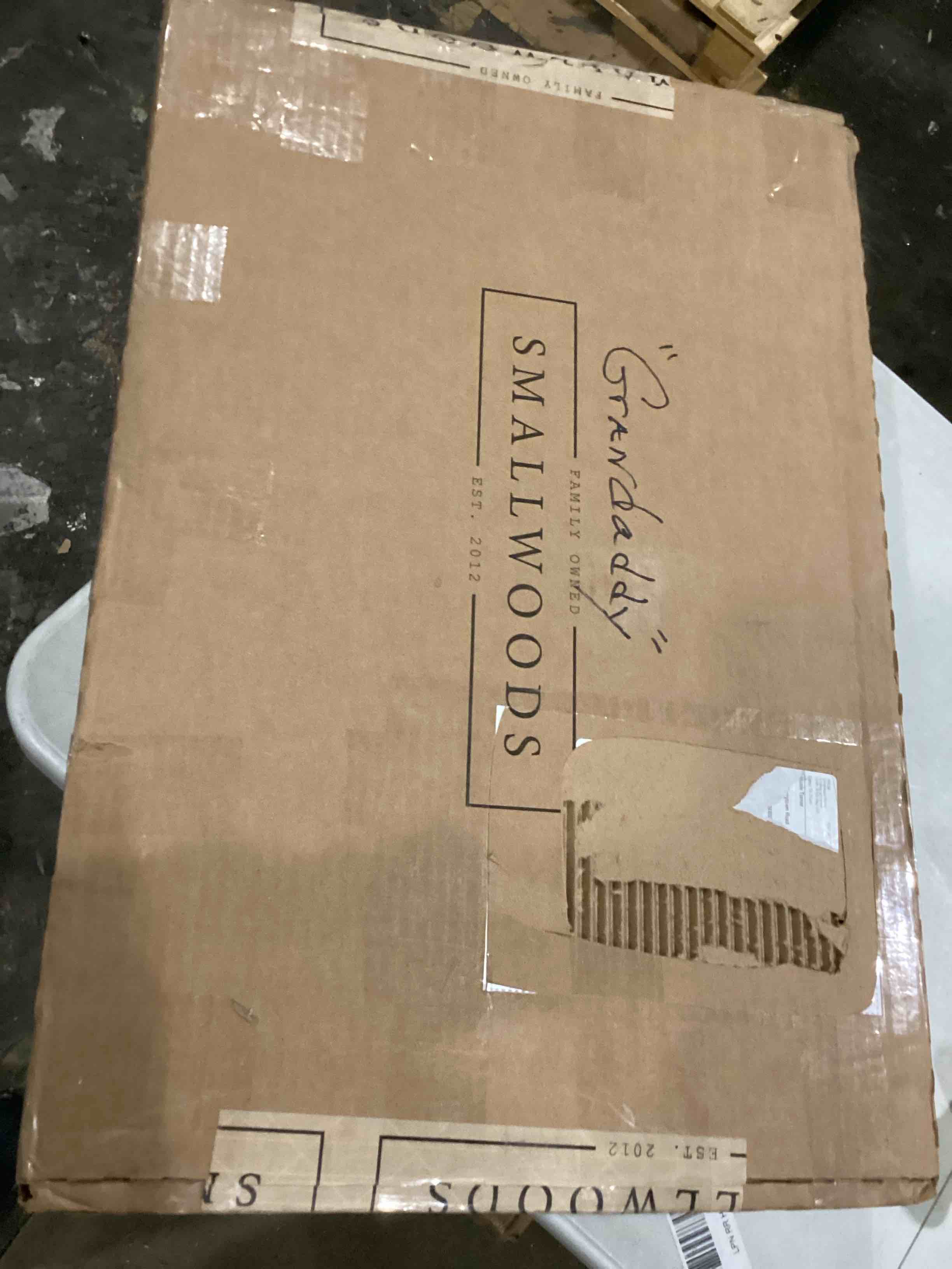 https://s3.amazonaws.com/lotting-images-prod/bidfta/BLU5781898_1708000301504.jpeg