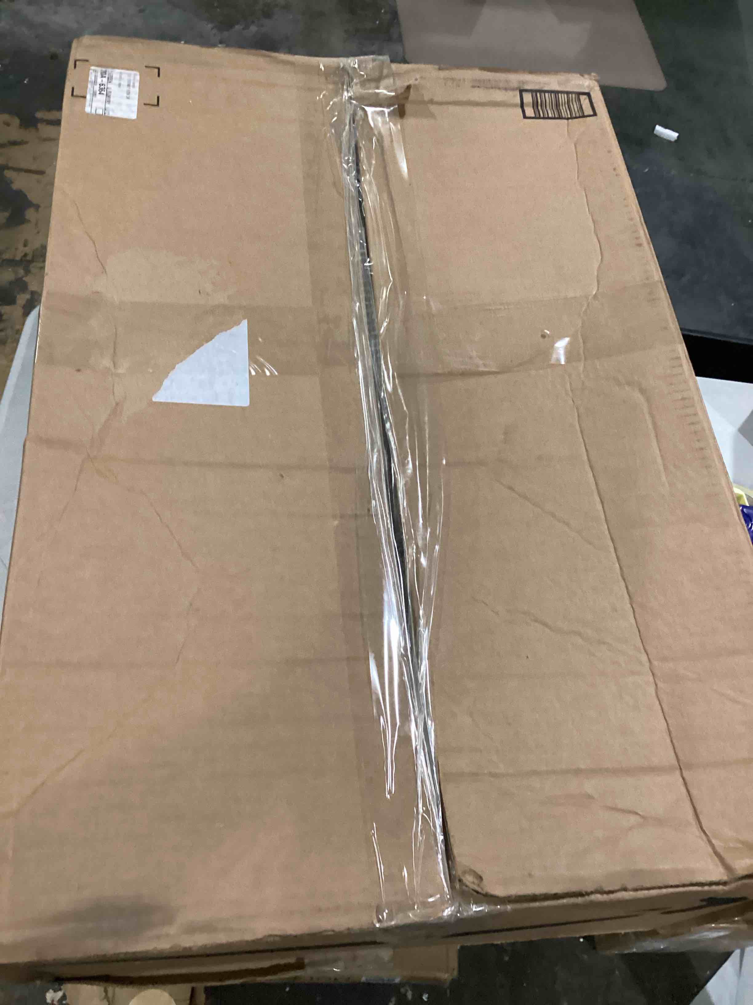 https://s3.amazonaws.com/lotting-images-prod/bidfta/BLU5782068_1708091064155.jpeg