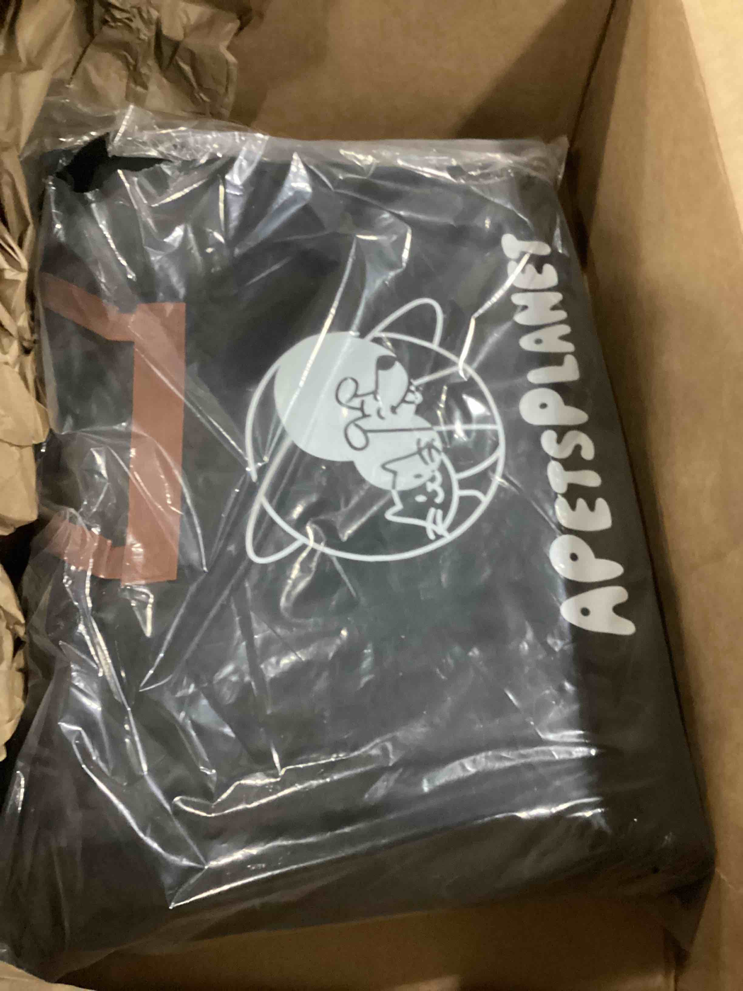 https://s3.amazonaws.com/lotting-images-prod/bidfta/BLU5782068_1708091118308.jpeg