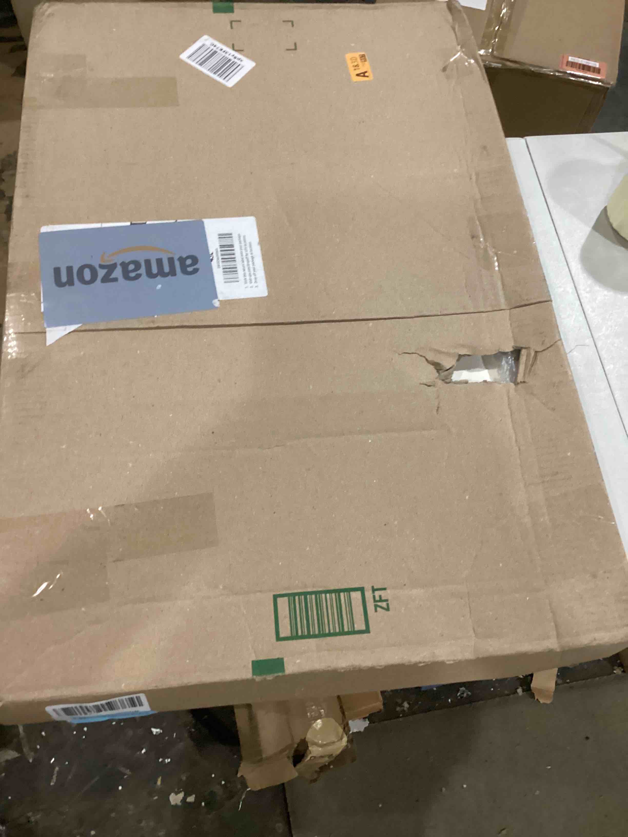 https://s3.amazonaws.com/lotting-images-prod/bidfta/BLU5782285_1708432281314.jpeg