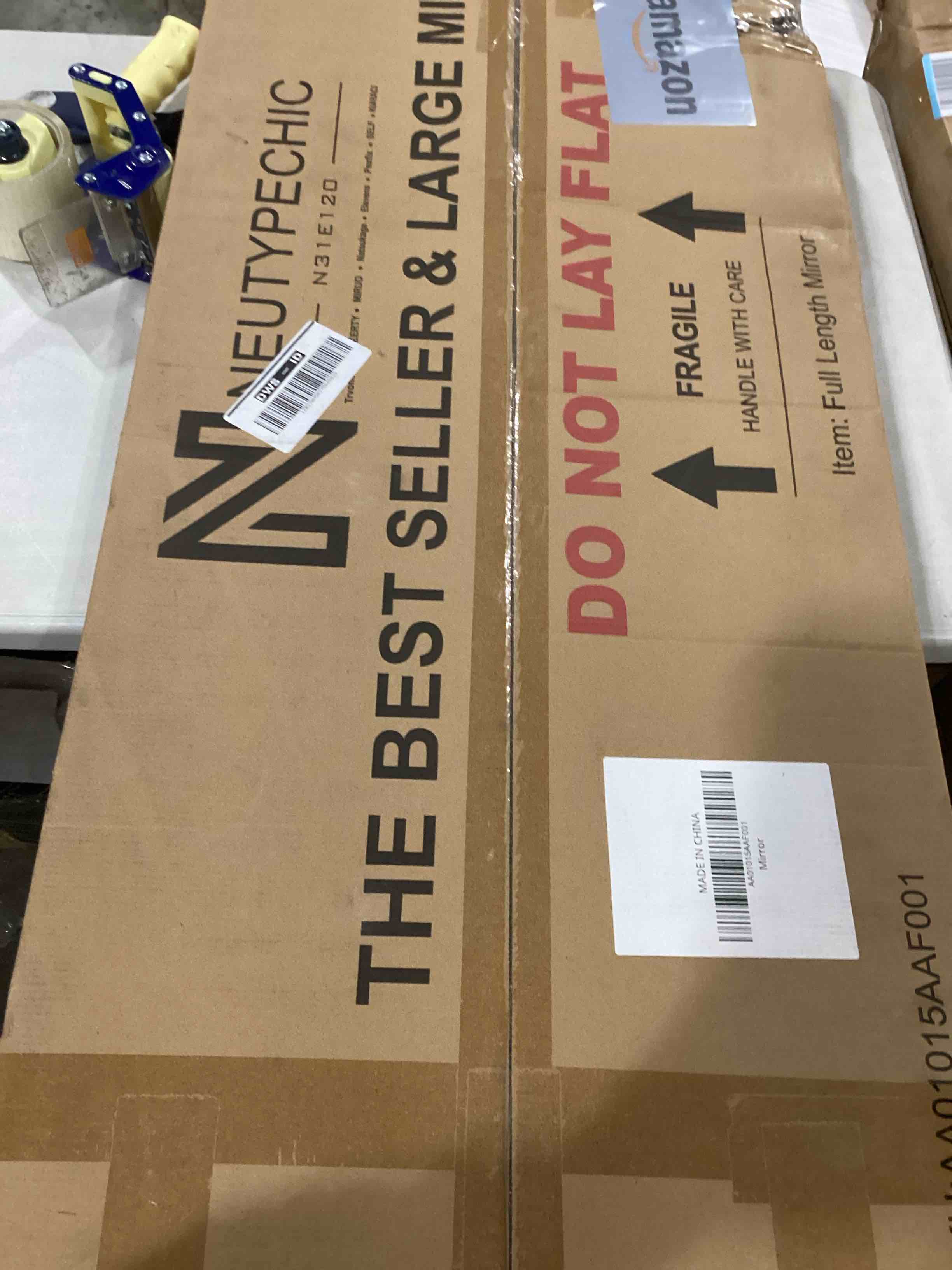 https://s3.amazonaws.com/lotting-images-prod/bidfta/BLU5782885_1709231607656.jpeg