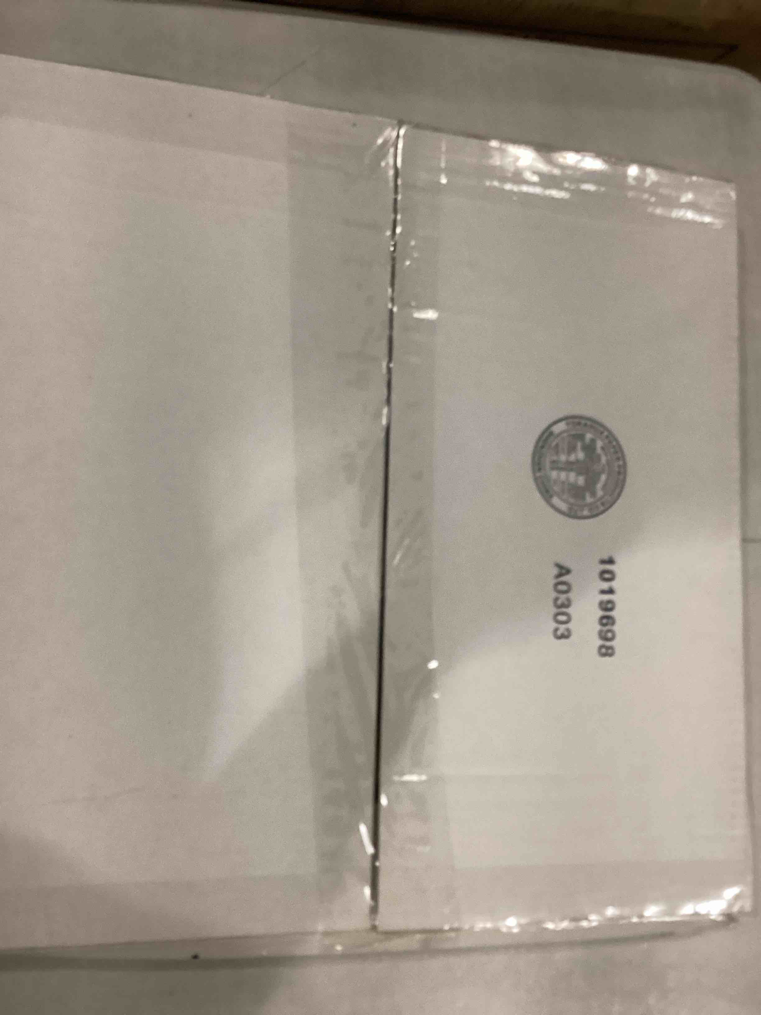 https://s3.amazonaws.com/lotting-images-prod/bidfta/BLU5782887_1709232465206.jpeg