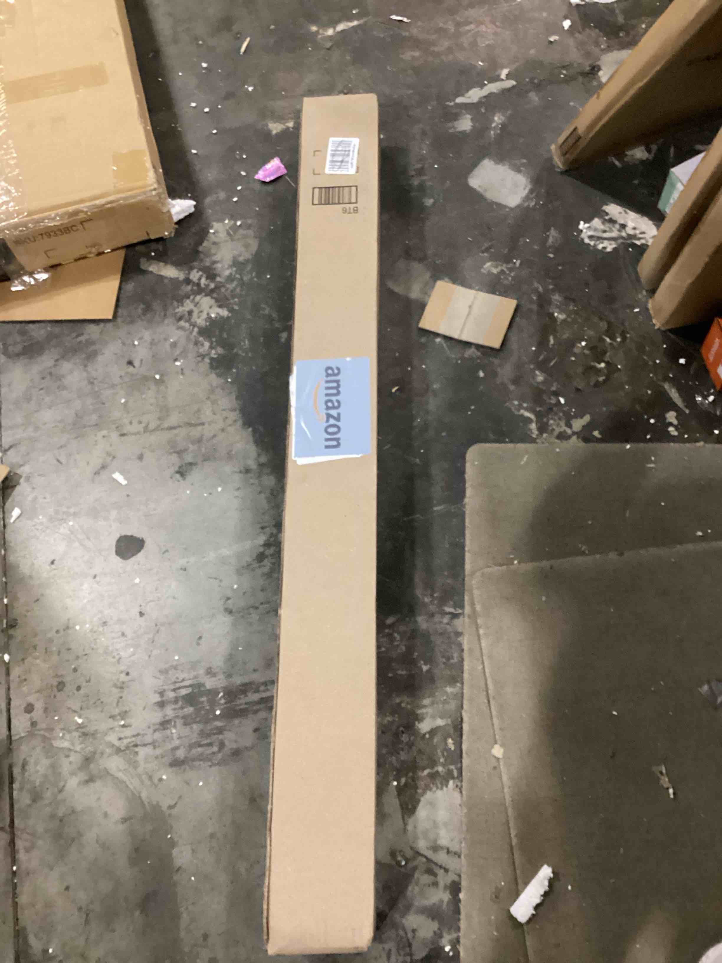 https://s3.amazonaws.com/lotting-images-prod/bidfta/BLU5782894_1709236139894.jpeg