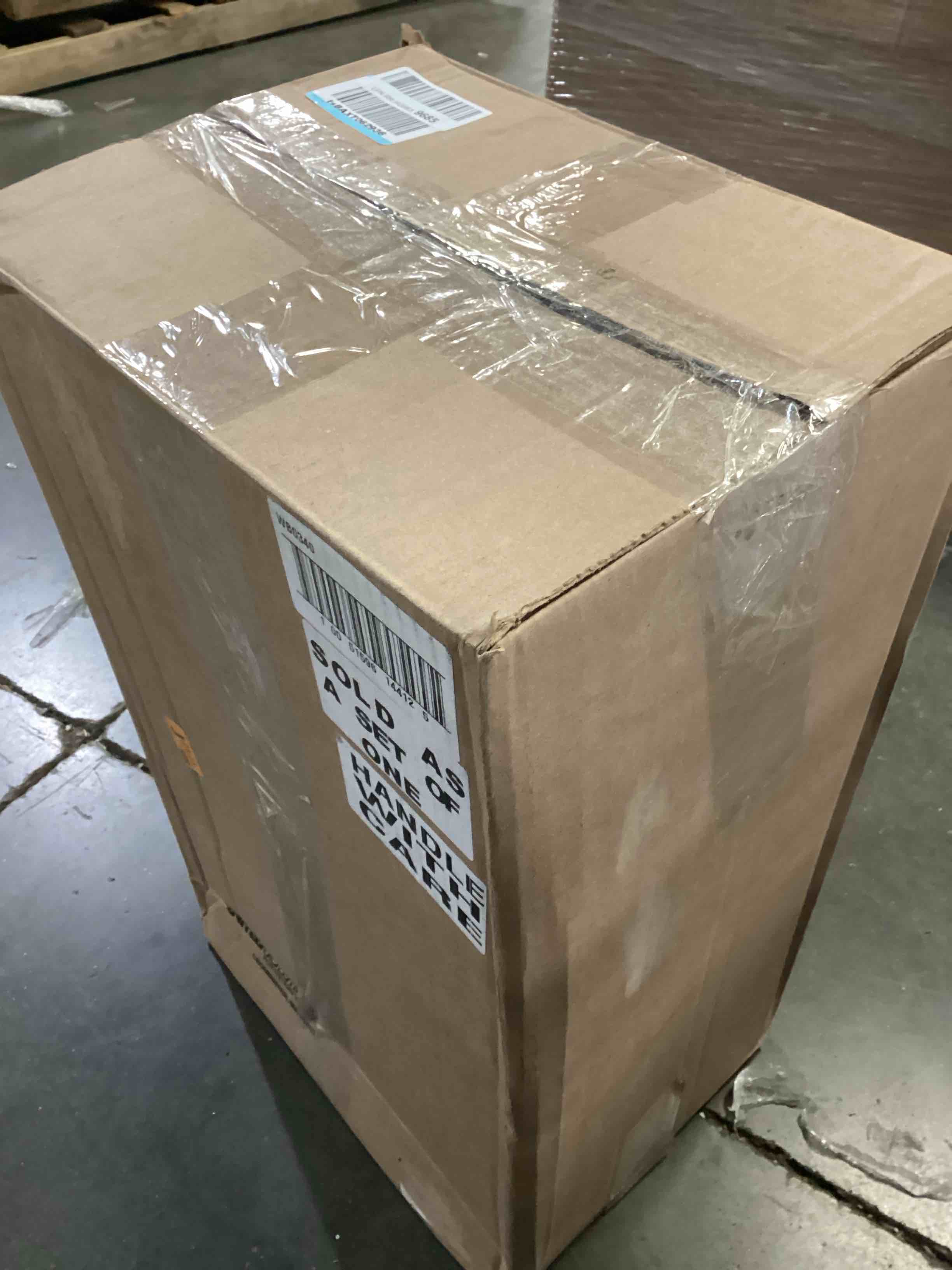 https://s3.amazonaws.com/lotting-images-prod/bidfta/BLU5783048_1708347615265.jpeg