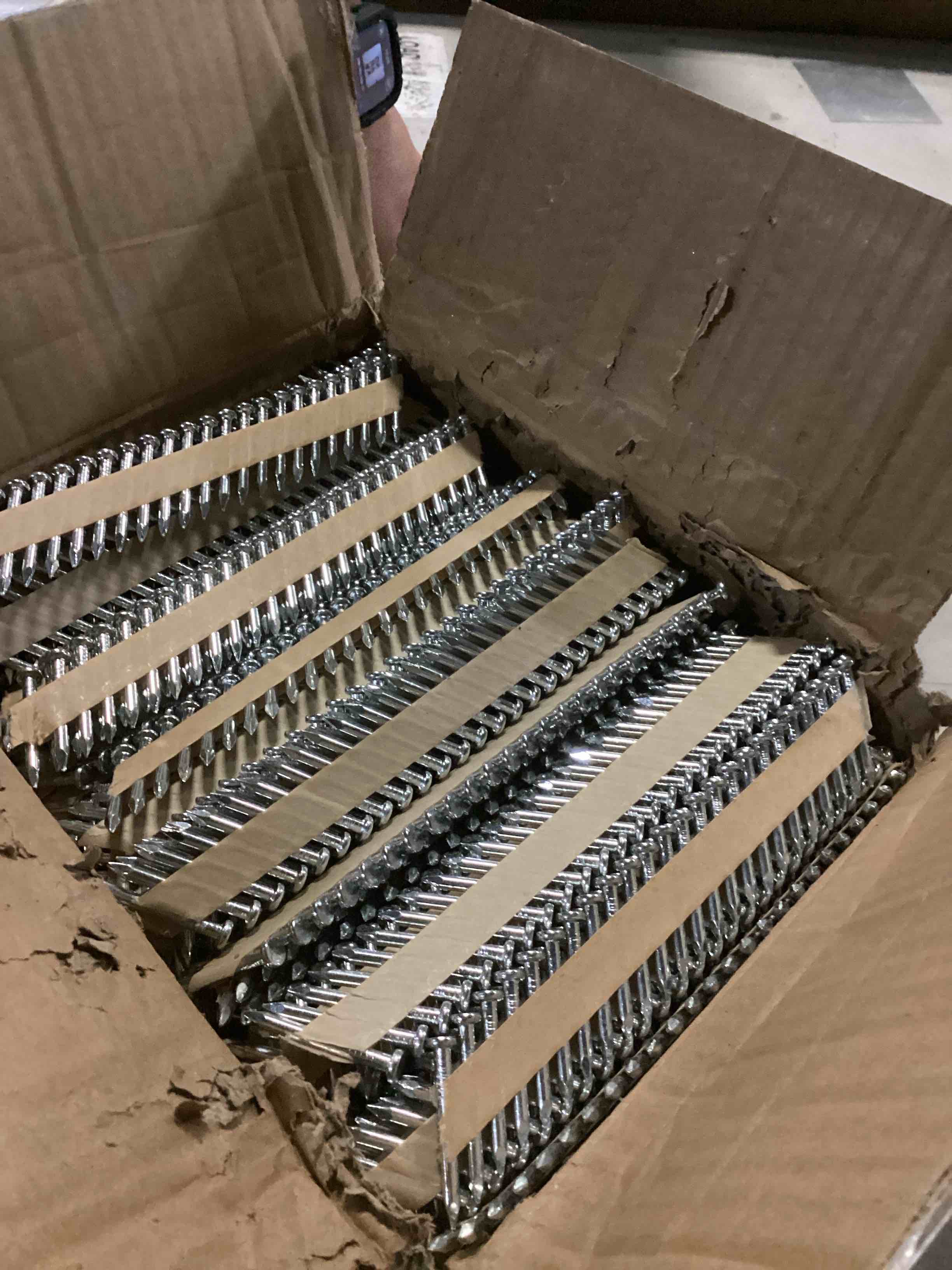 https://s3.amazonaws.com/lotting-images-prod/bidfta/BLU5783224_1708446404567.jpeg