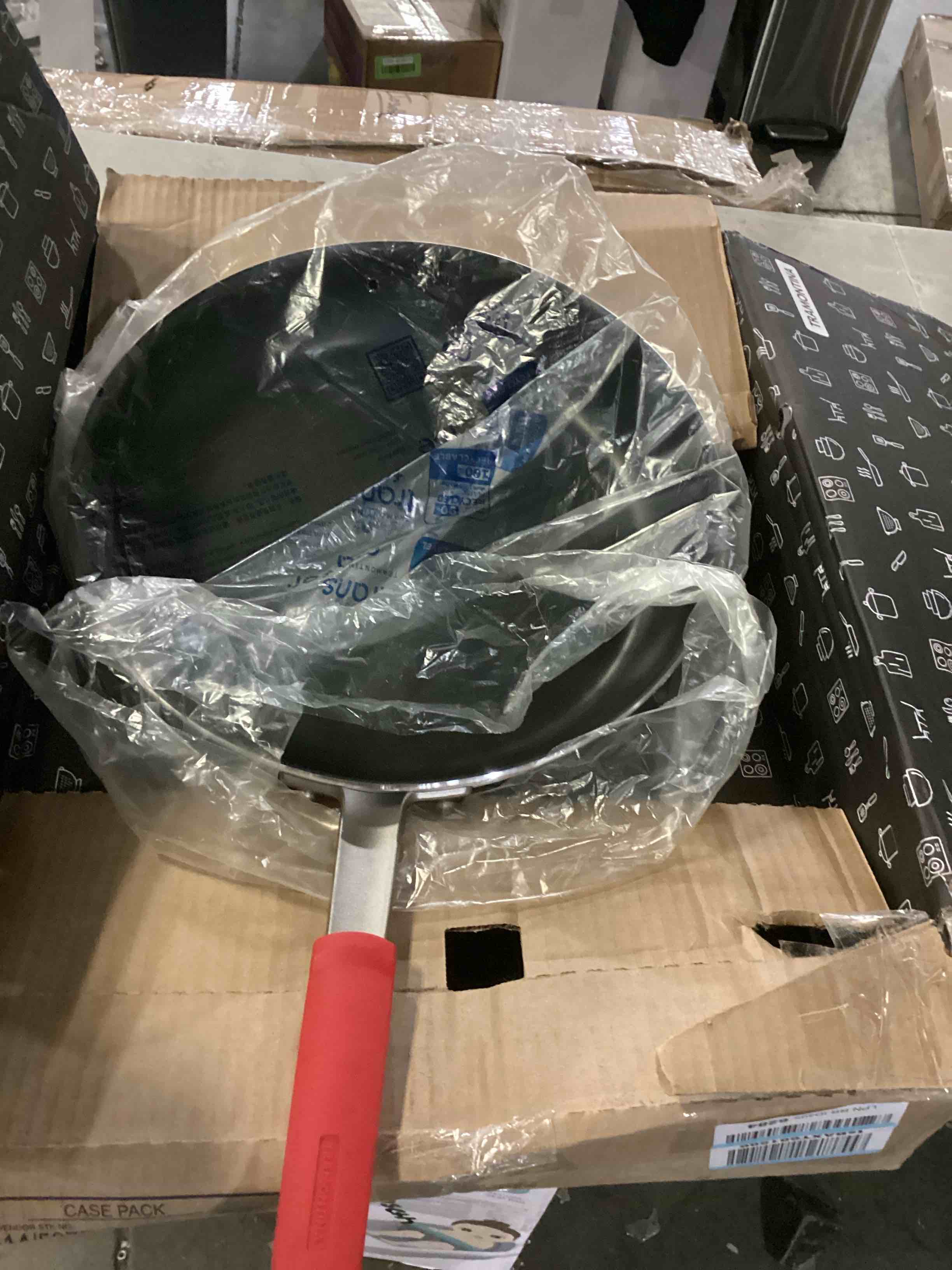 https://s3.amazonaws.com/lotting-images-prod/bidfta/BLU5783233_1708452043508.jpeg