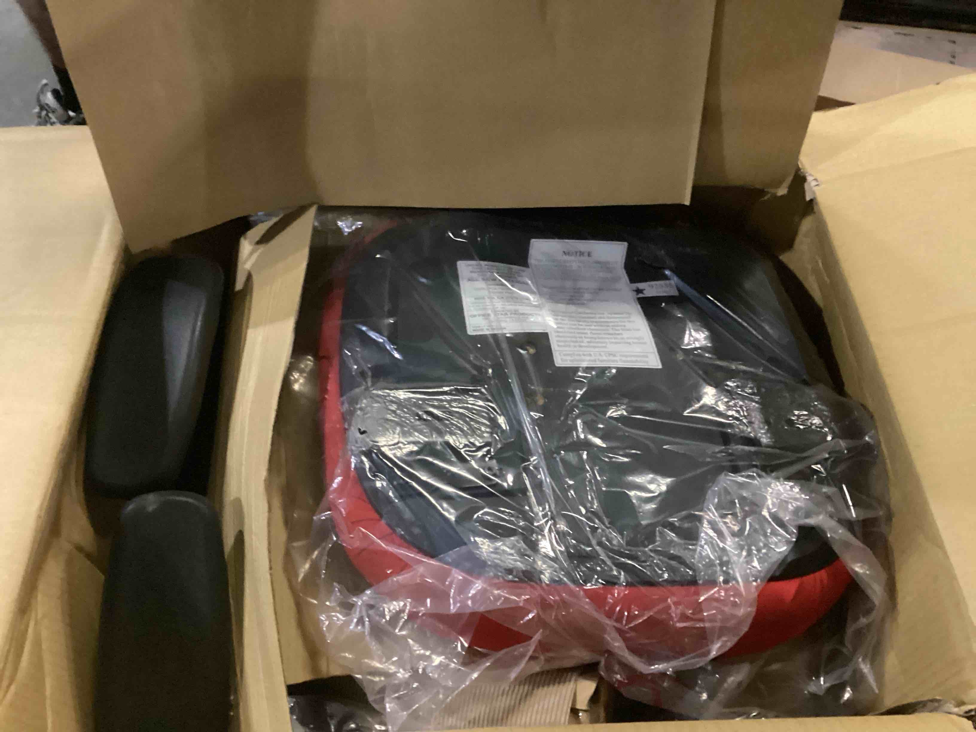 https://s3.amazonaws.com/lotting-images-prod/bidfta/BLU5784132_1710161069100.jpeg