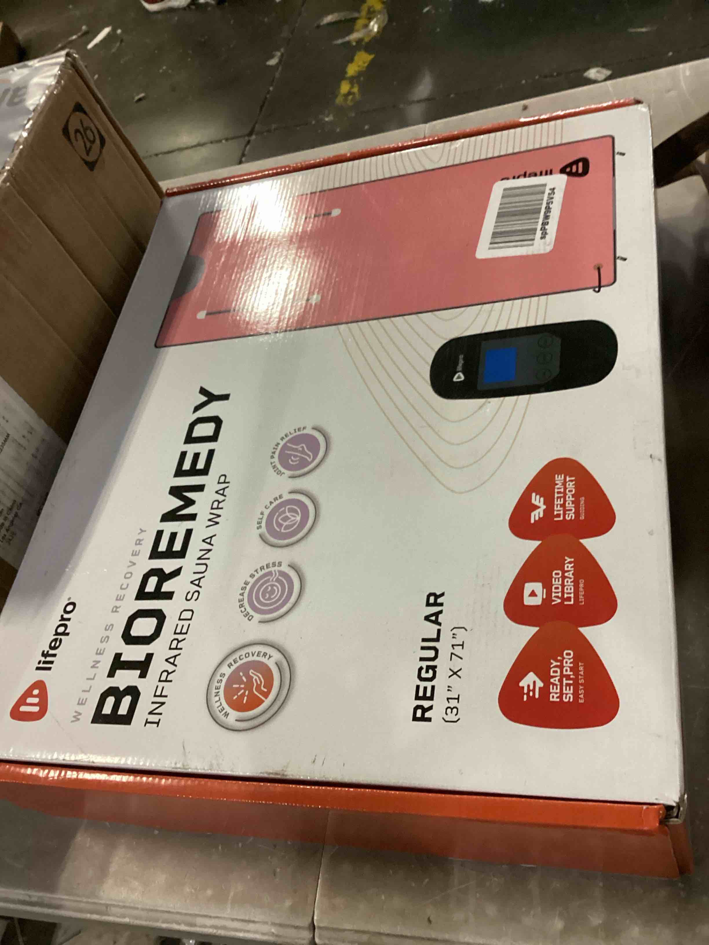 https://s3.amazonaws.com/lotting-images-prod/bidfta/BLU5784411_1710866858231.jpeg