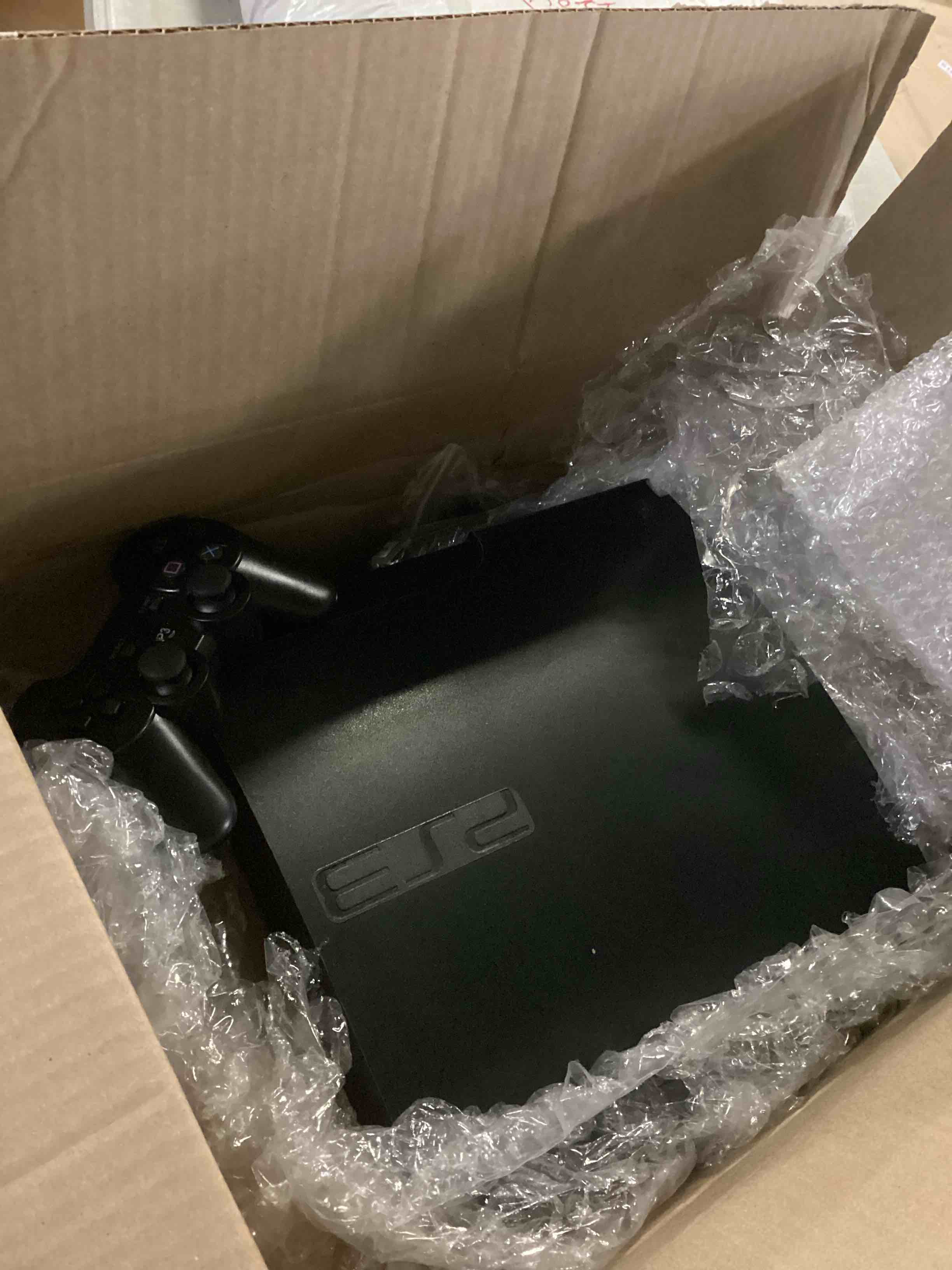 https://s3.amazonaws.com/lotting-images-prod/bidfta/BLU5784415_1710867748175.jpeg