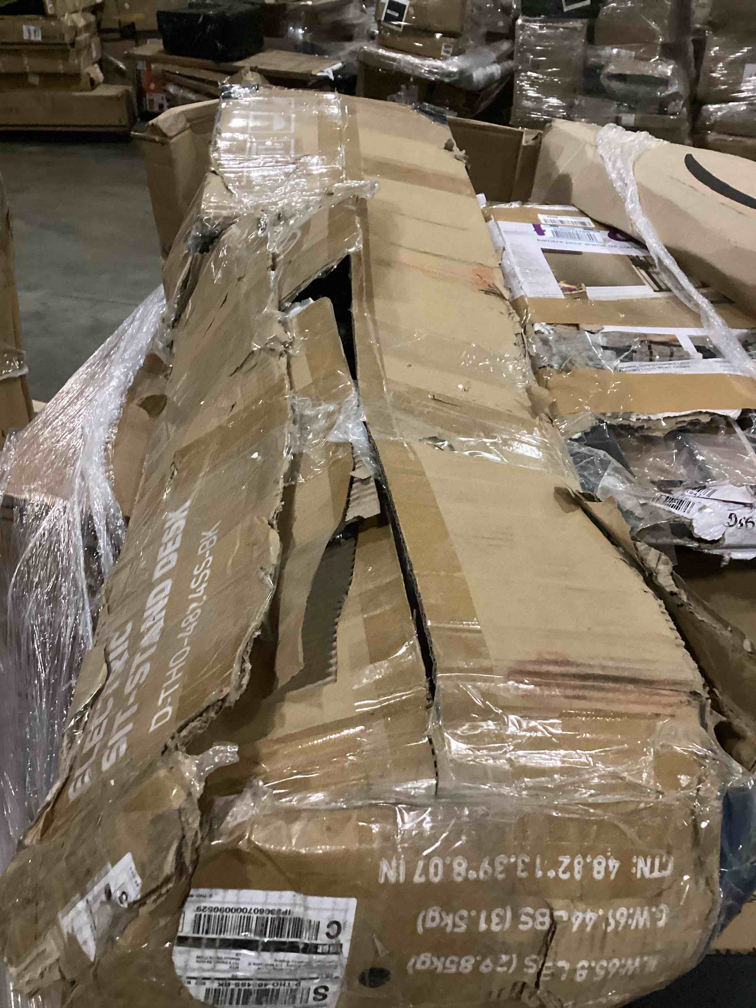 https://s3.amazonaws.com/lotting-images-prod/bidfta/BLU5784616_1707416299968.jpeg
