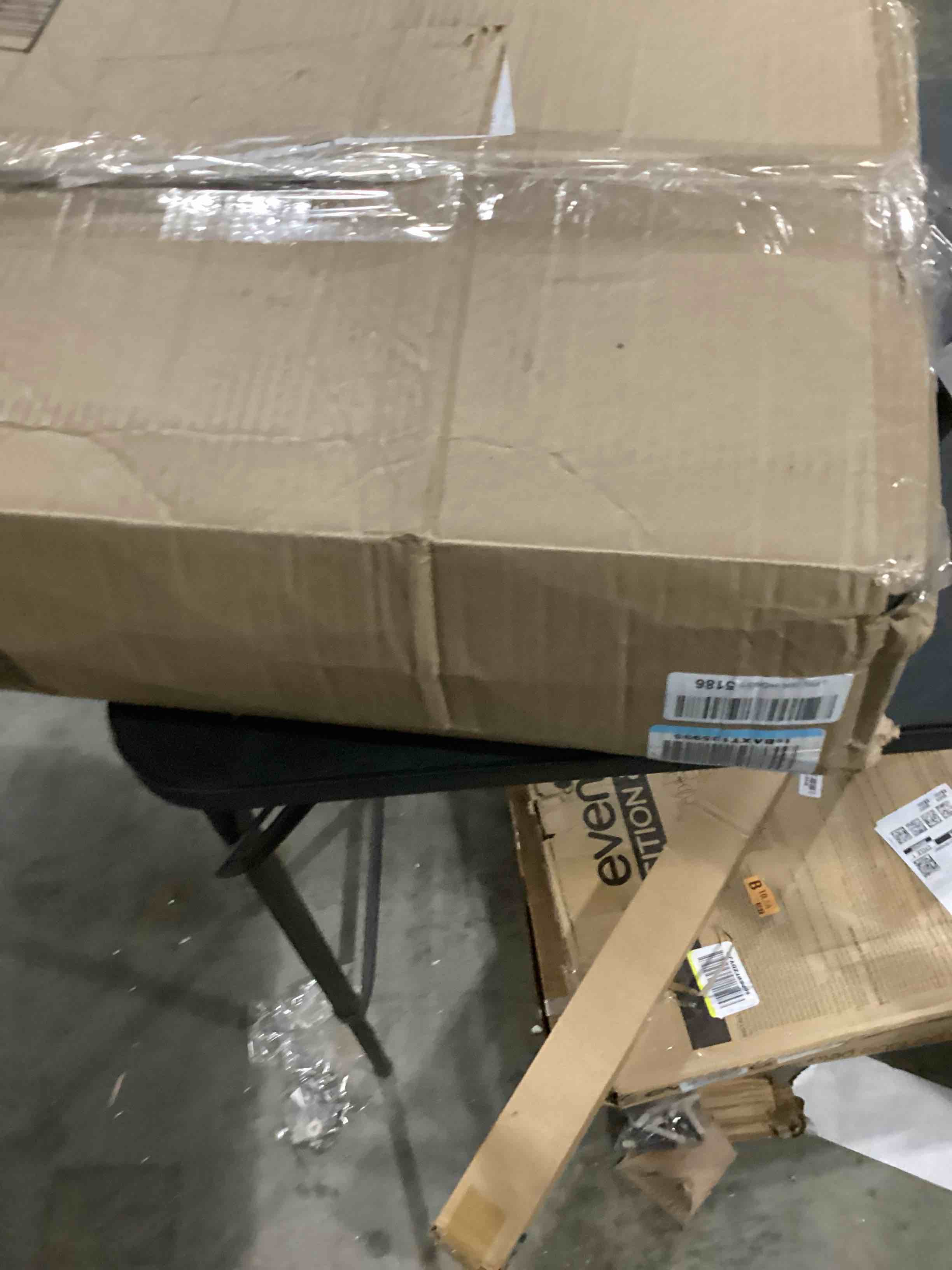 https://s3.amazonaws.com/lotting-images-prod/bidfta/BLU5784943_1707941854134.jpeg