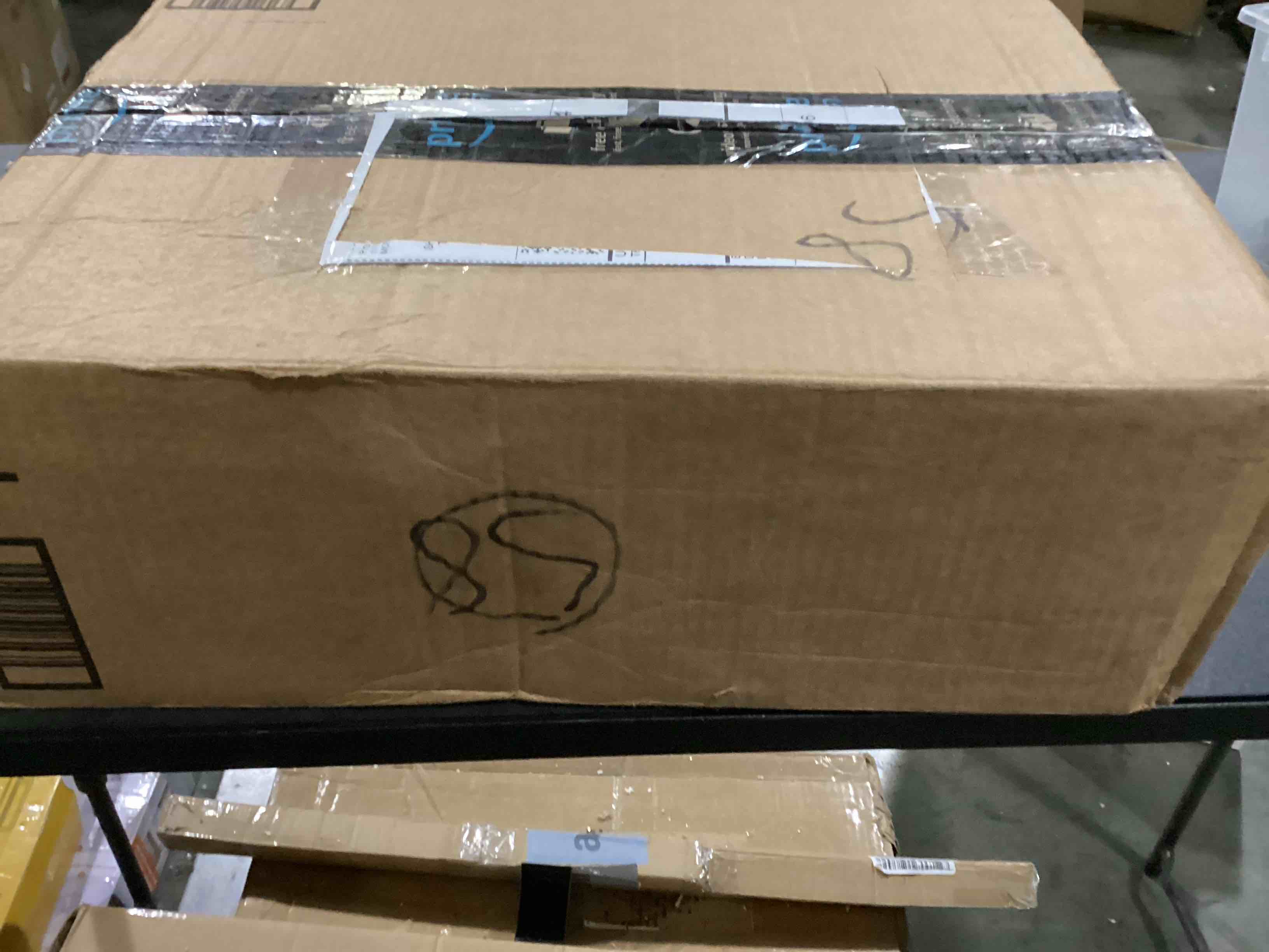 https://s3.amazonaws.com/lotting-images-prod/bidfta/BLU5785868_1709238129133.jpeg