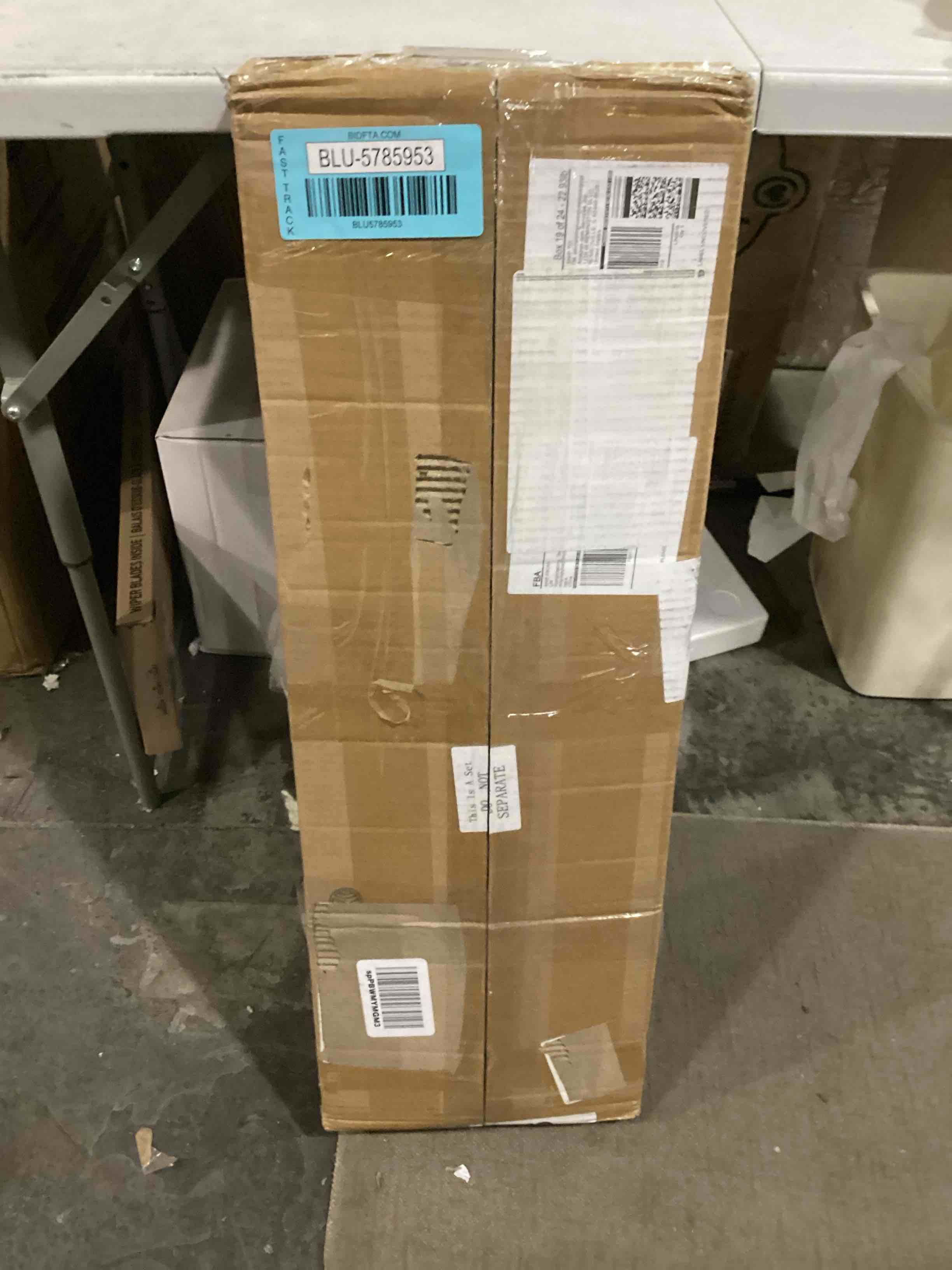 https://s3.amazonaws.com/lotting-images-prod/bidfta/BLU5785953_1708433769735.jpeg