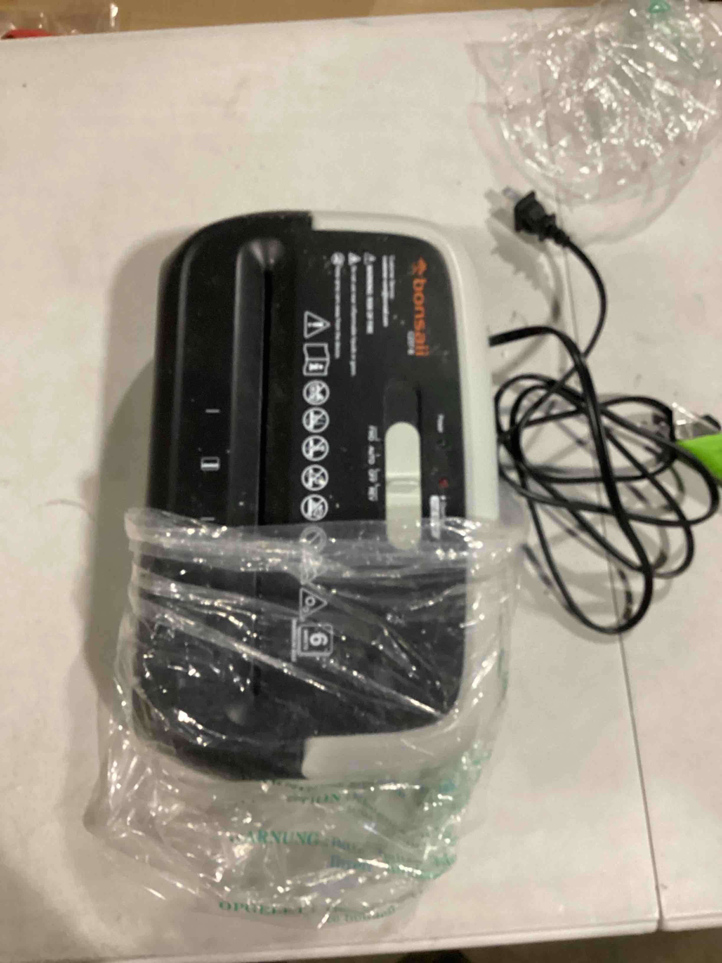 https://s3.amazonaws.com/lotting-images-prod/bidfta/BLU5785954_1708433858418.jpeg