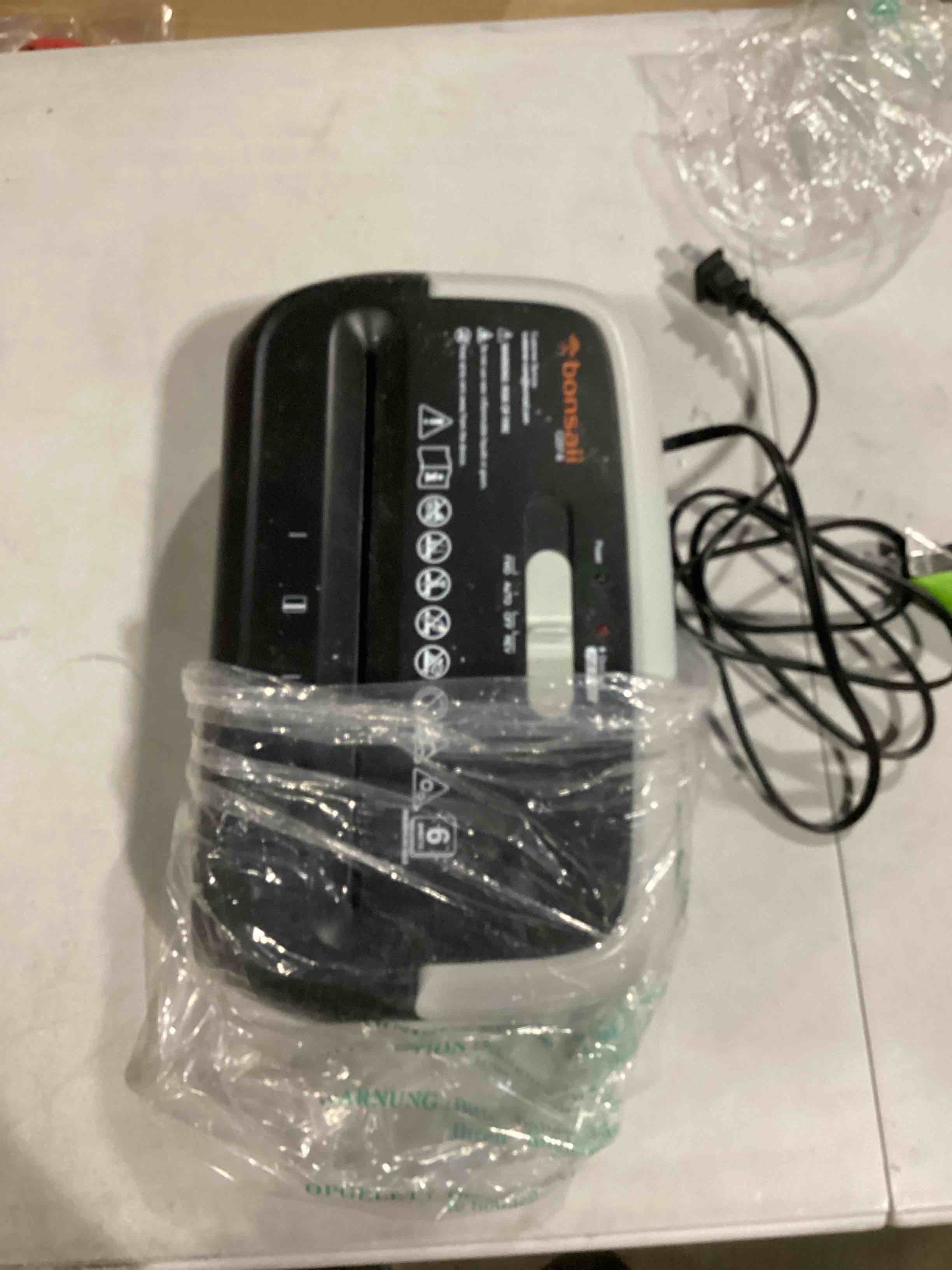 https://s3.amazonaws.com/lotting-images-prod/bidfta/BLU5785954_1708433859522.jpeg