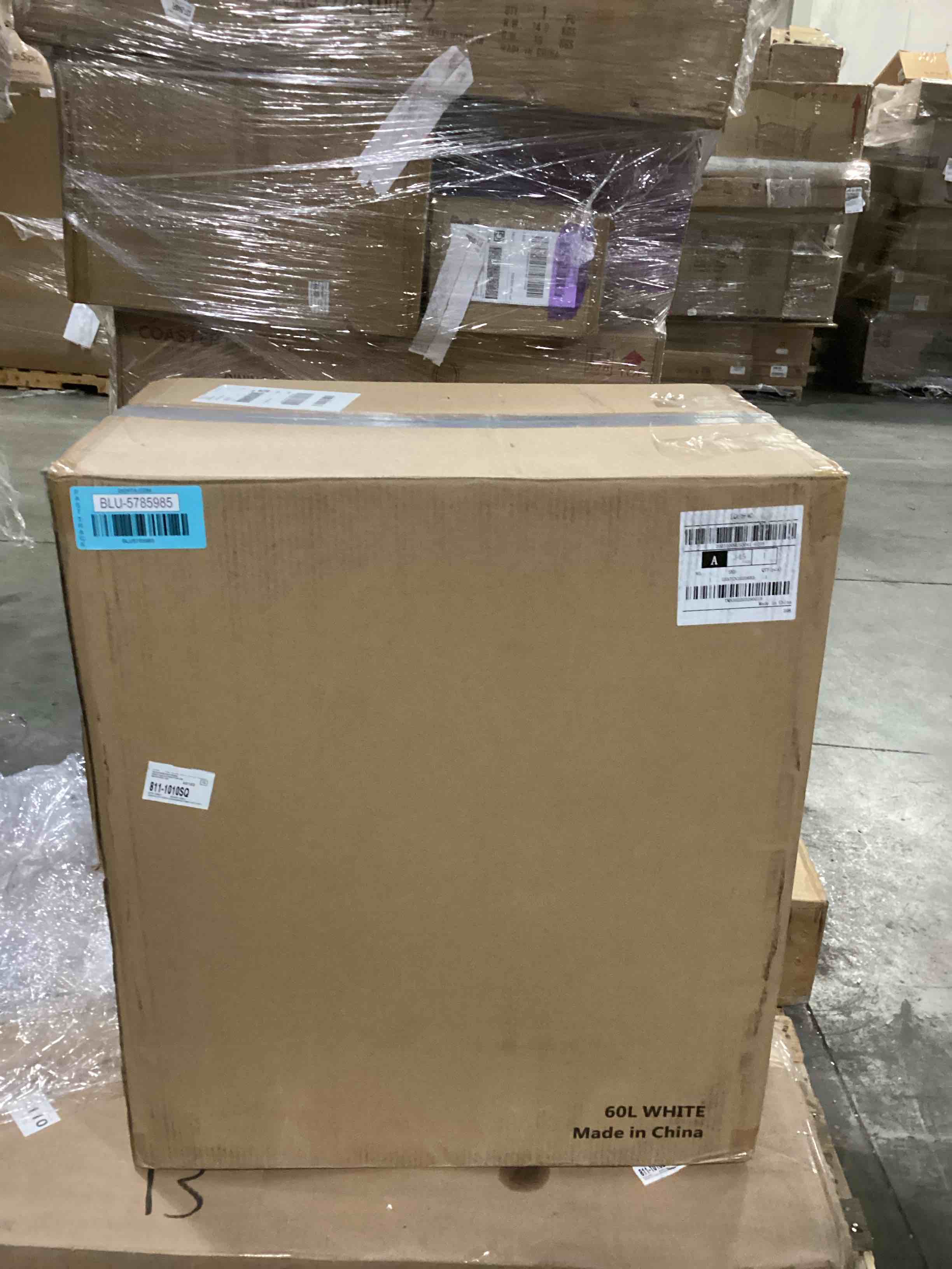 https://s3.amazonaws.com/lotting-images-prod/bidfta/BLU5785985_1708446120721.jpeg