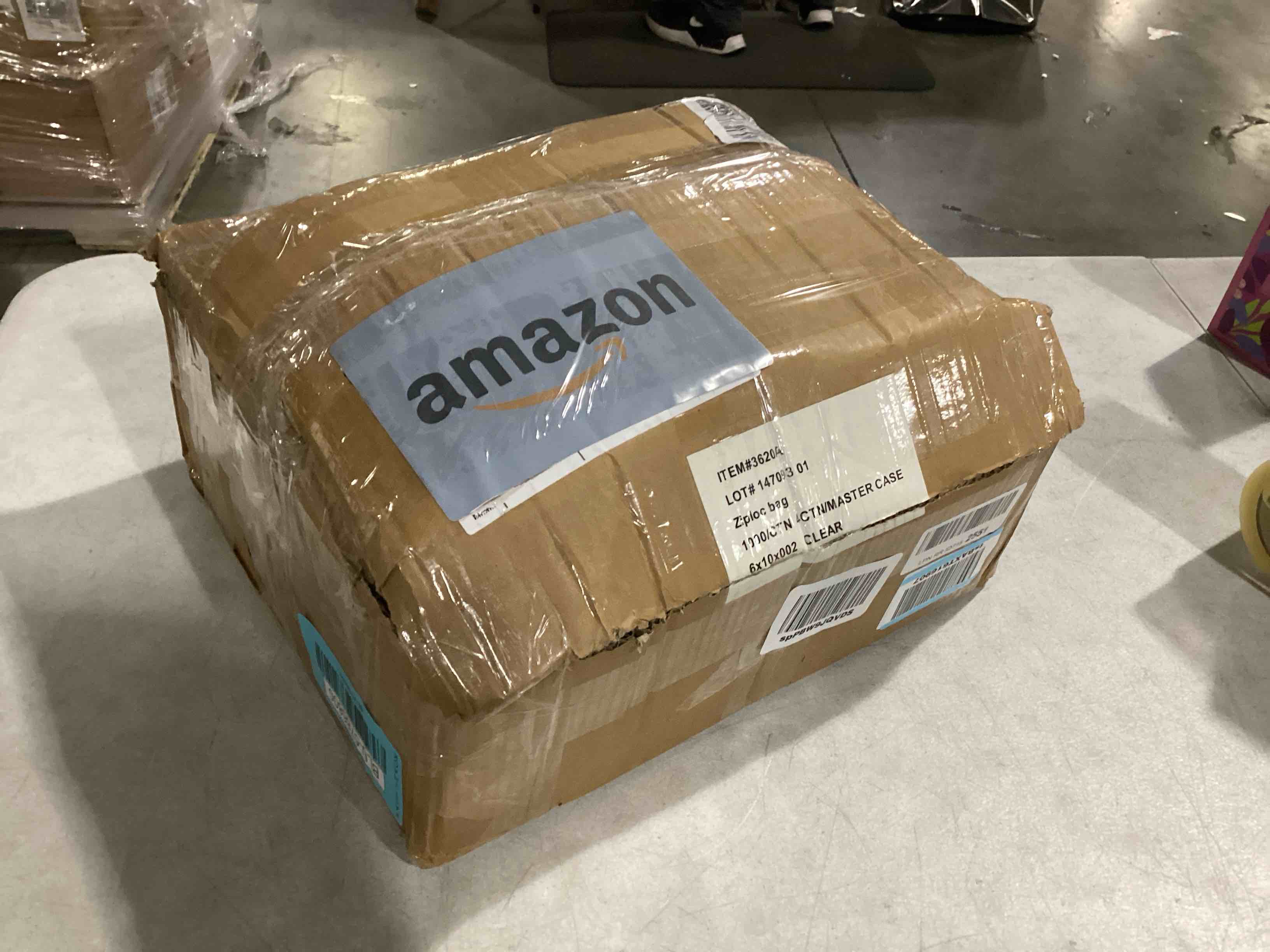 https://s3.amazonaws.com/lotting-images-prod/bidfta/BLU5786800_1709818100398.jpeg