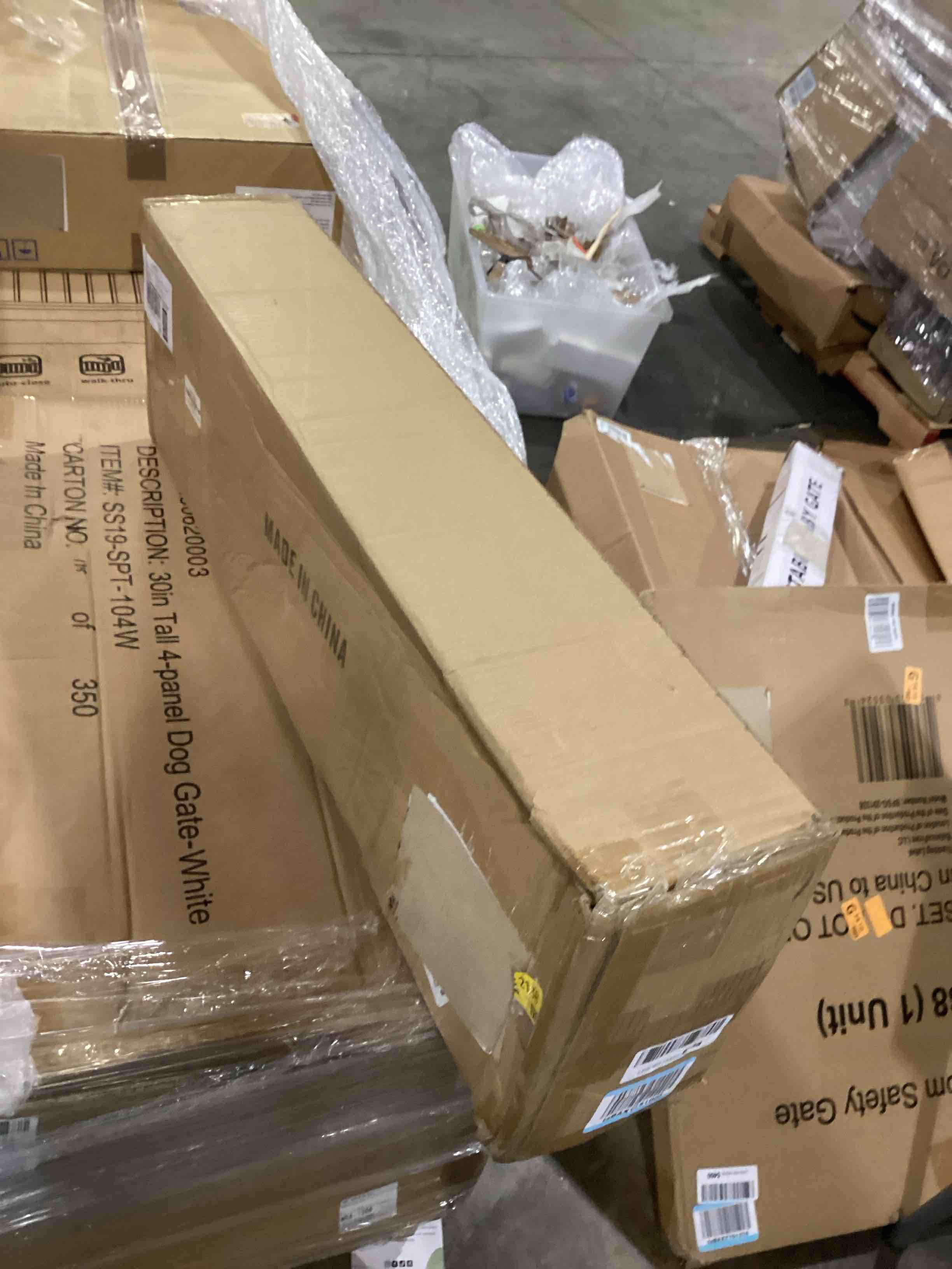 https://s3.amazonaws.com/lotting-images-prod/bidfta/BLU5787777_1707489798700.jpeg
