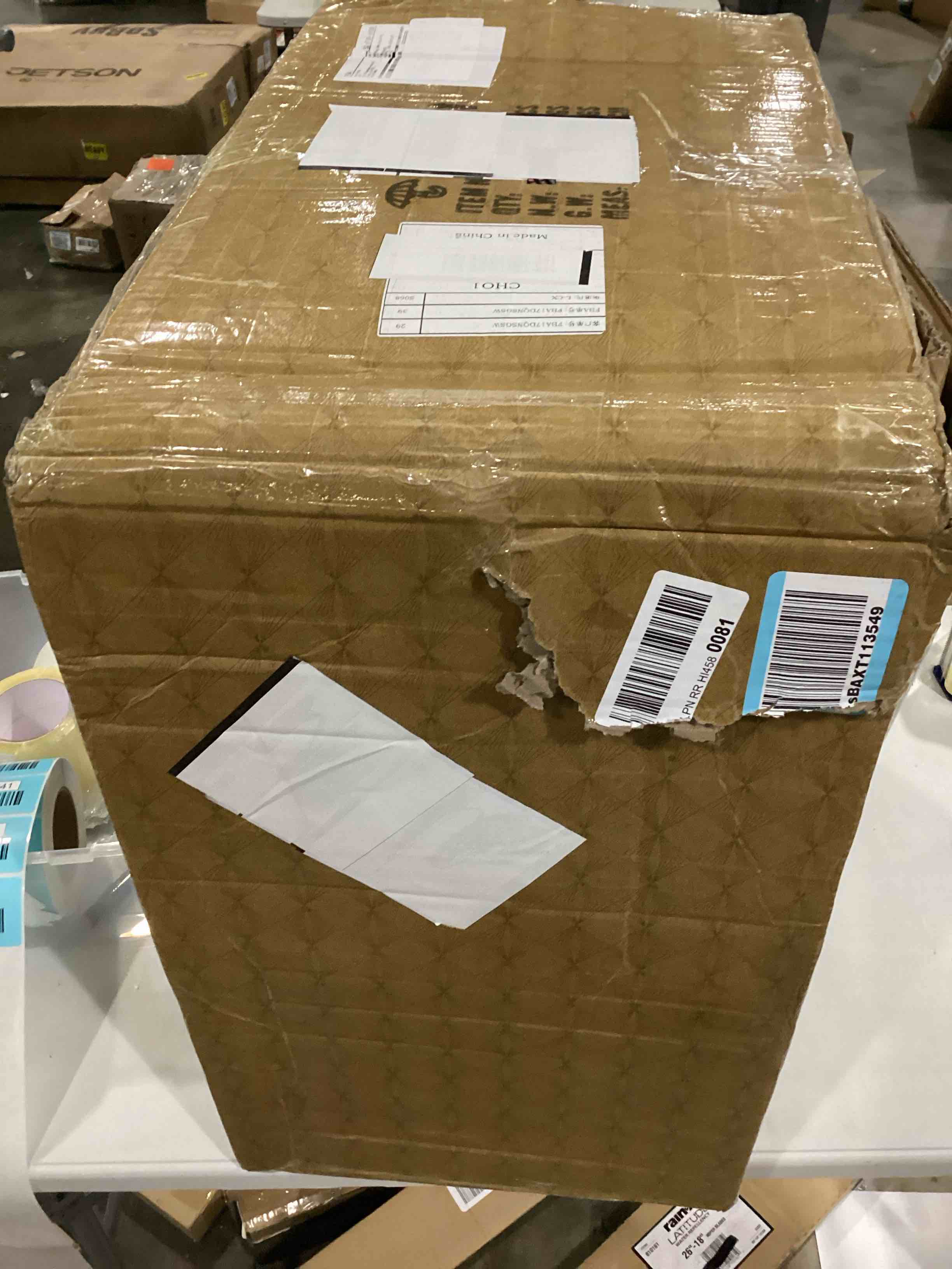 https://s3.amazonaws.com/lotting-images-prod/bidfta/BLU5787839_1707500834534.jpeg