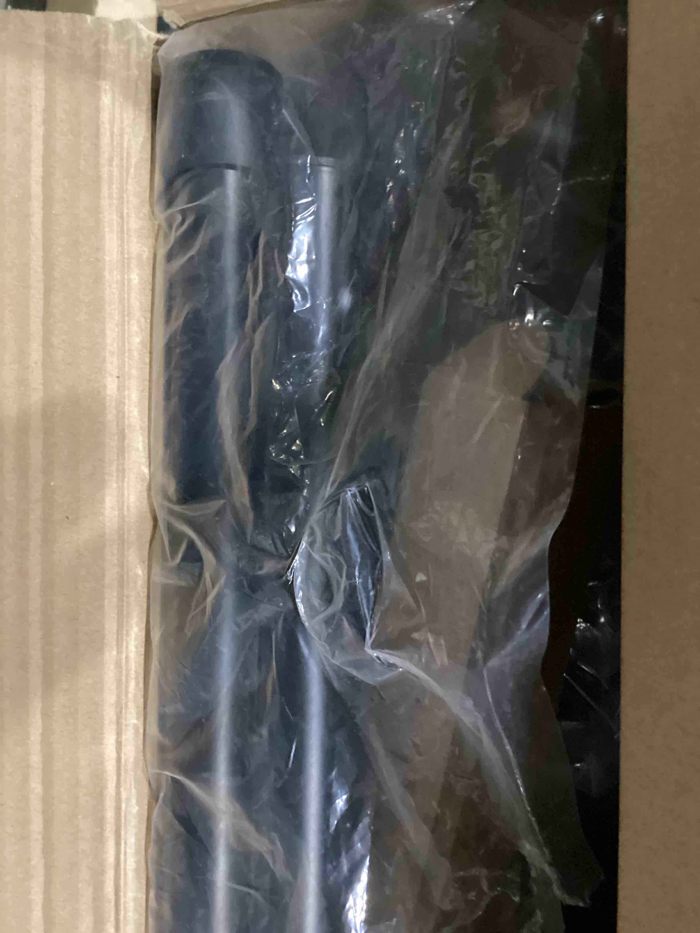 https://s3.amazonaws.com/lotting-images-prod/bidfta/BLU5787906_1707742245146.jpeg